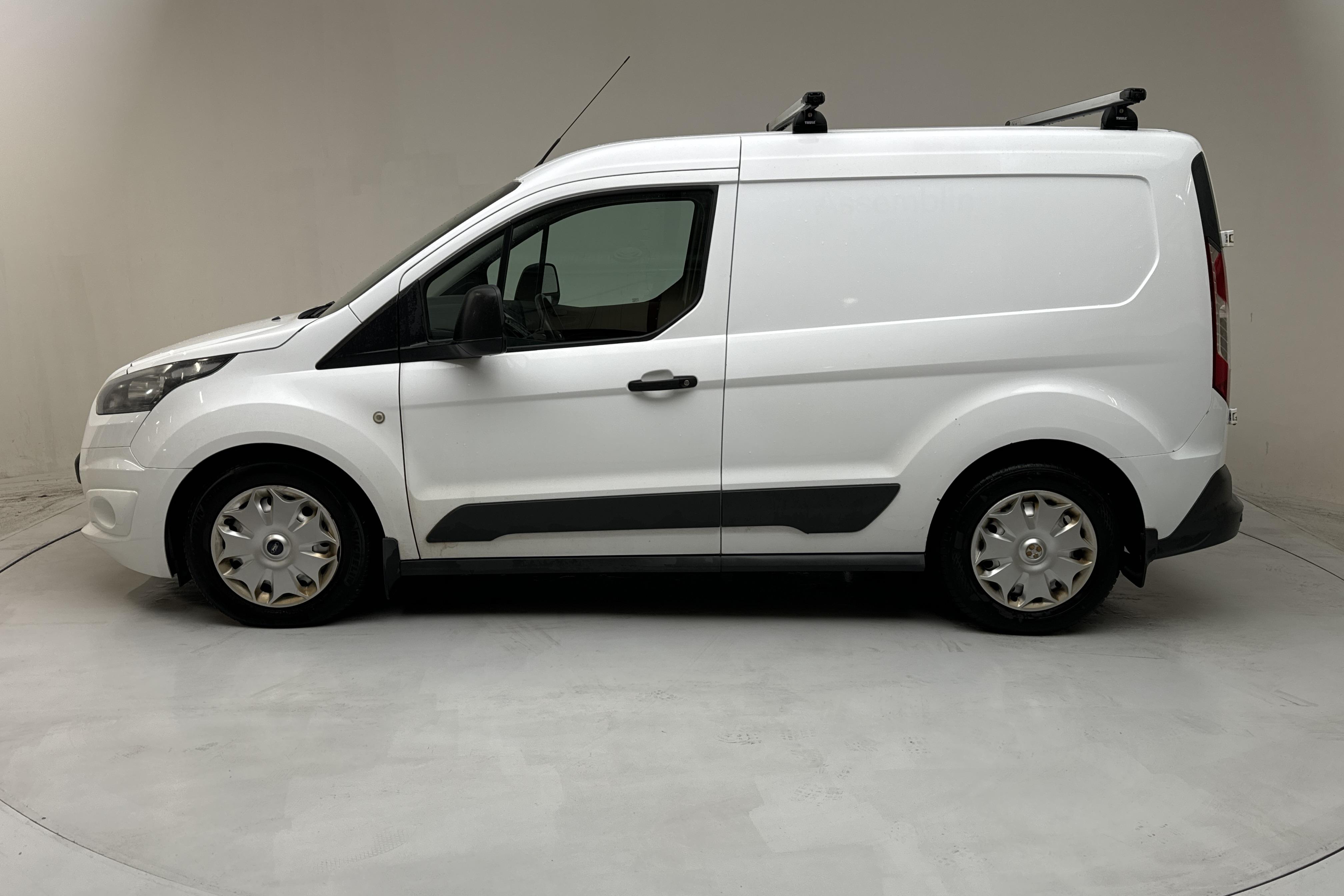 Ford Transit Connect 1.6 Ecoboost (150hk) - 190 720 km - Automaattinen - valkoinen - 2014