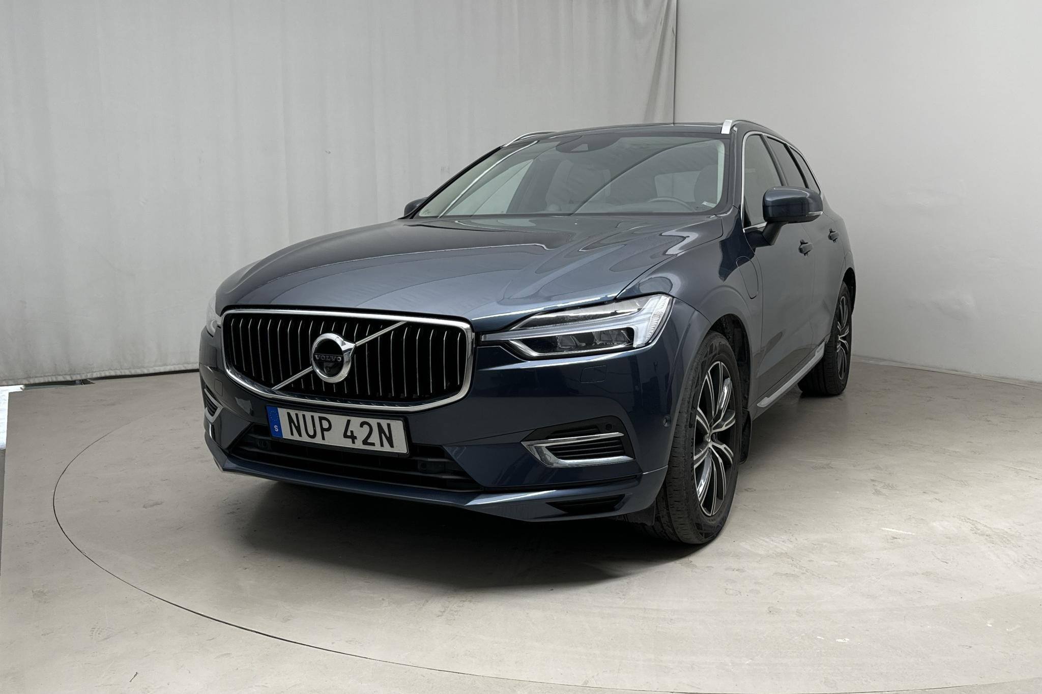 Volvo XC60 T8 AWD Recharge (390hk) - 99 850 km - Automatic - Dark Blue - 2020