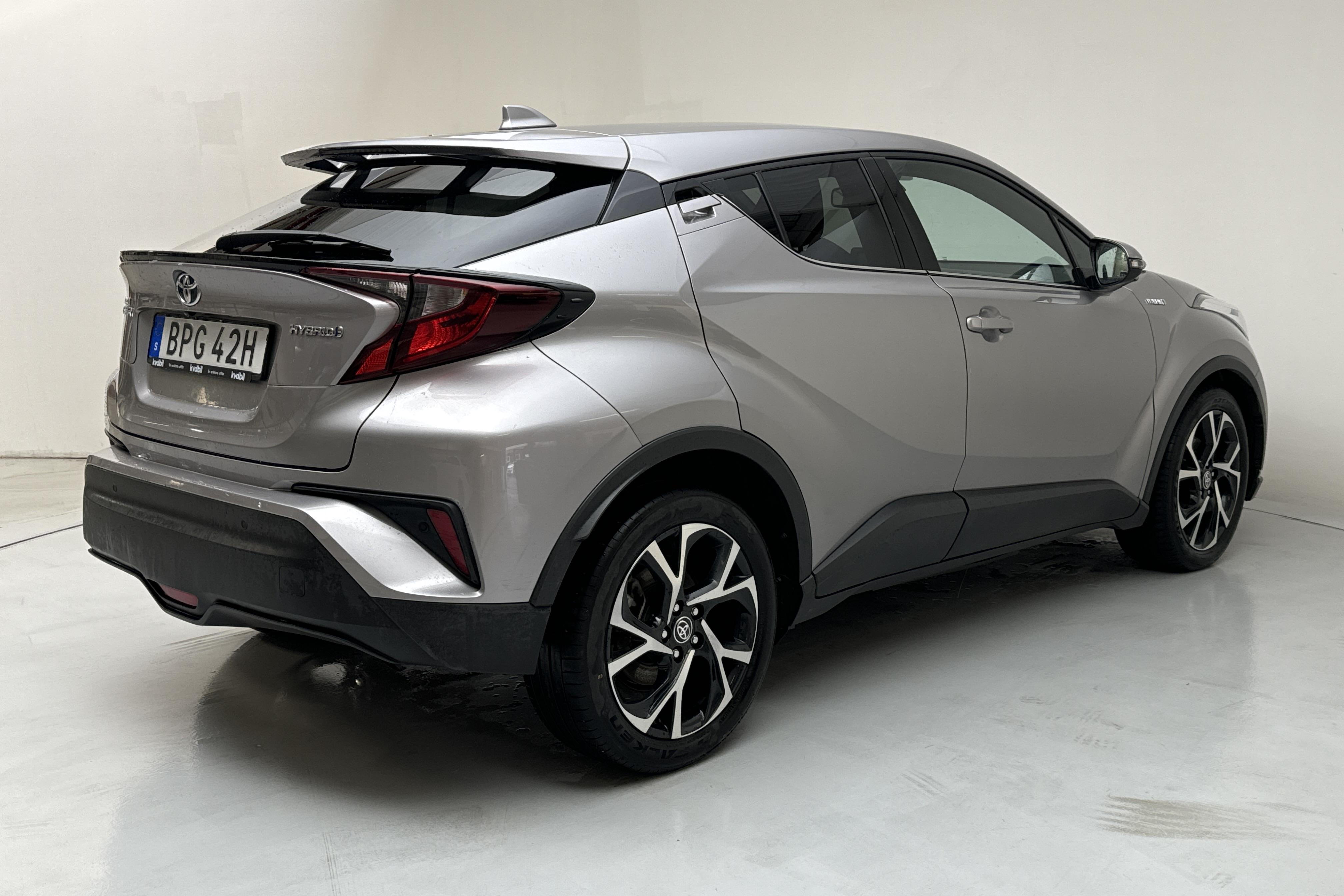 Toyota C-HR 1.8 HSD (122hk) - 10 522 mil - Automat - Dark Grey - 2021