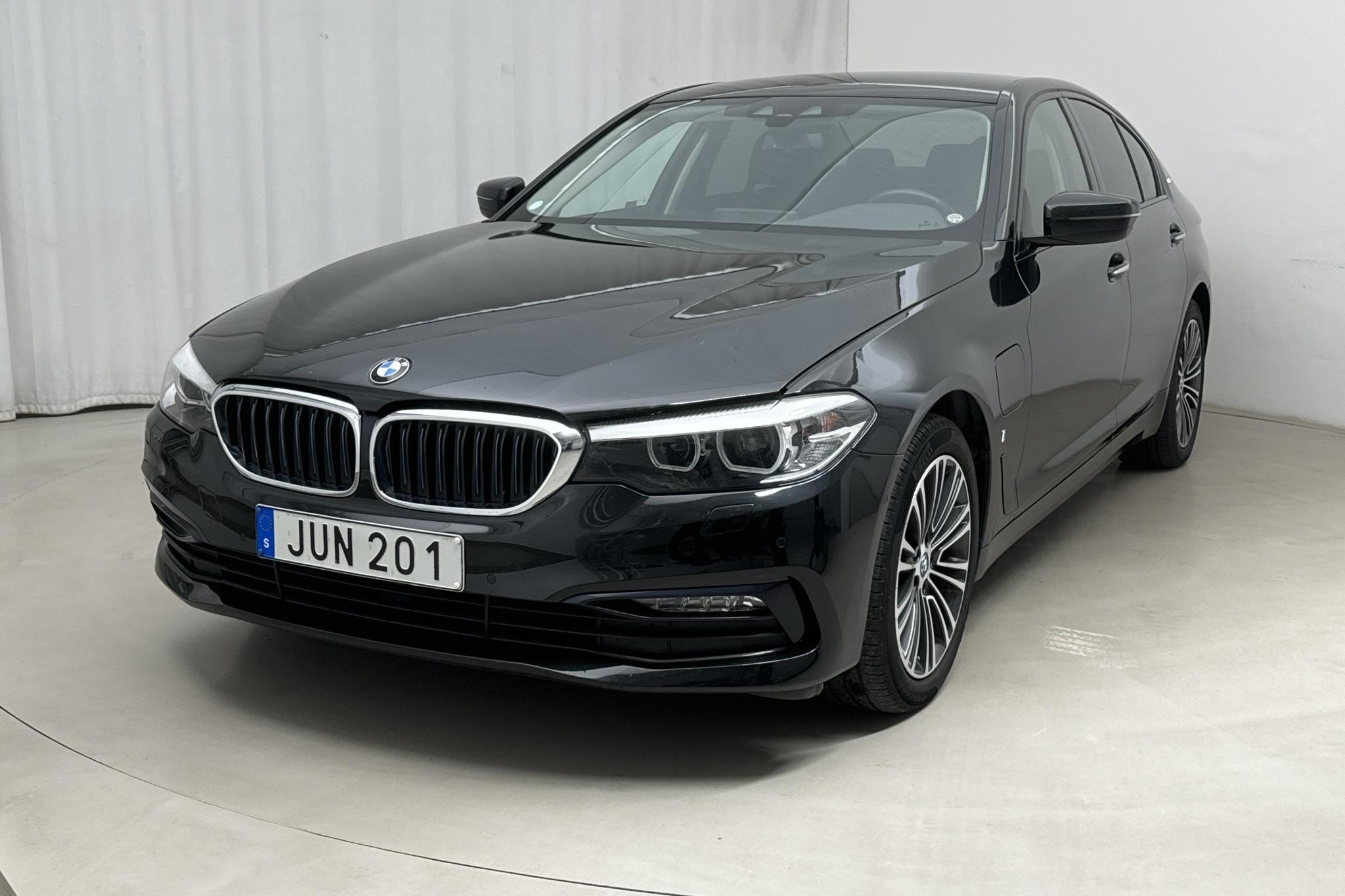 BMW 530e iPerformance Sedan, G30 (252hk) - 76 770 km - Automatyczna - czarny - 2018