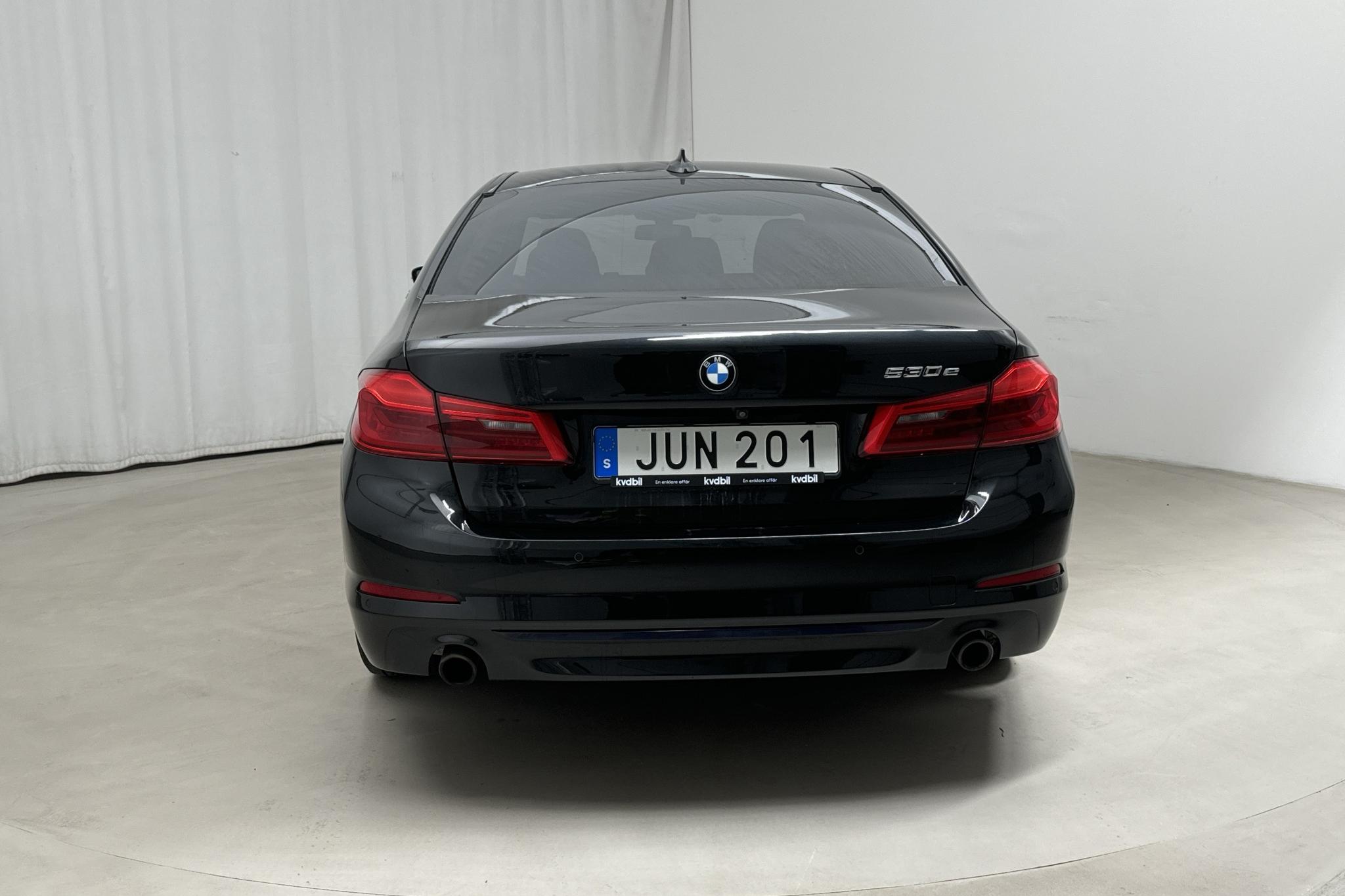 BMW 530e iPerformance Sedan, G30 (252hk) - 76 770 km - Automatyczna - czarny - 2018