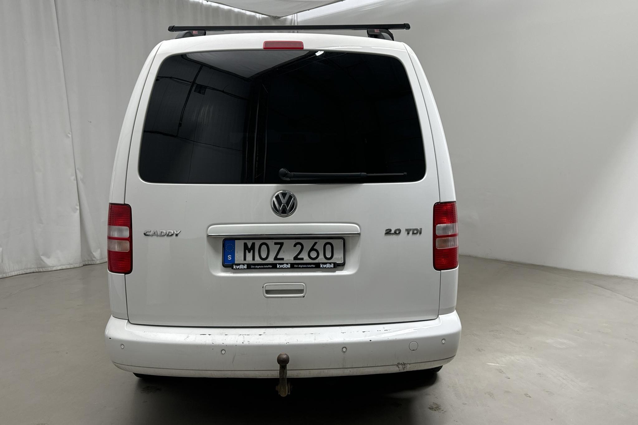 VW Caddy Life Maxi 2.0 TDI (140hk) - 162 630 km - Automaatne - valge - 2015