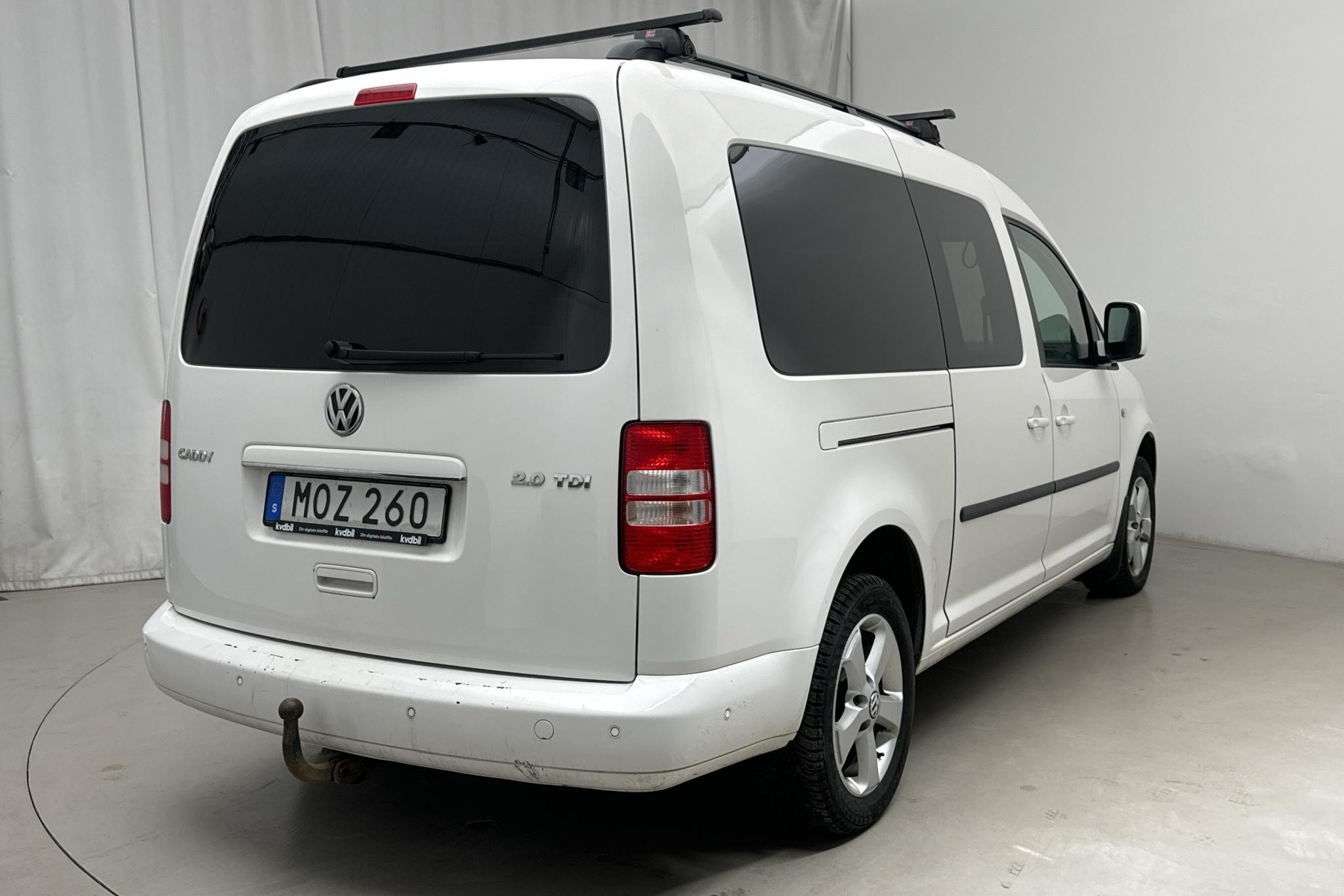 VW Caddy Life Maxi 2.0 TDI (140hk) - 162 630 km - Automaatne - valge - 2015