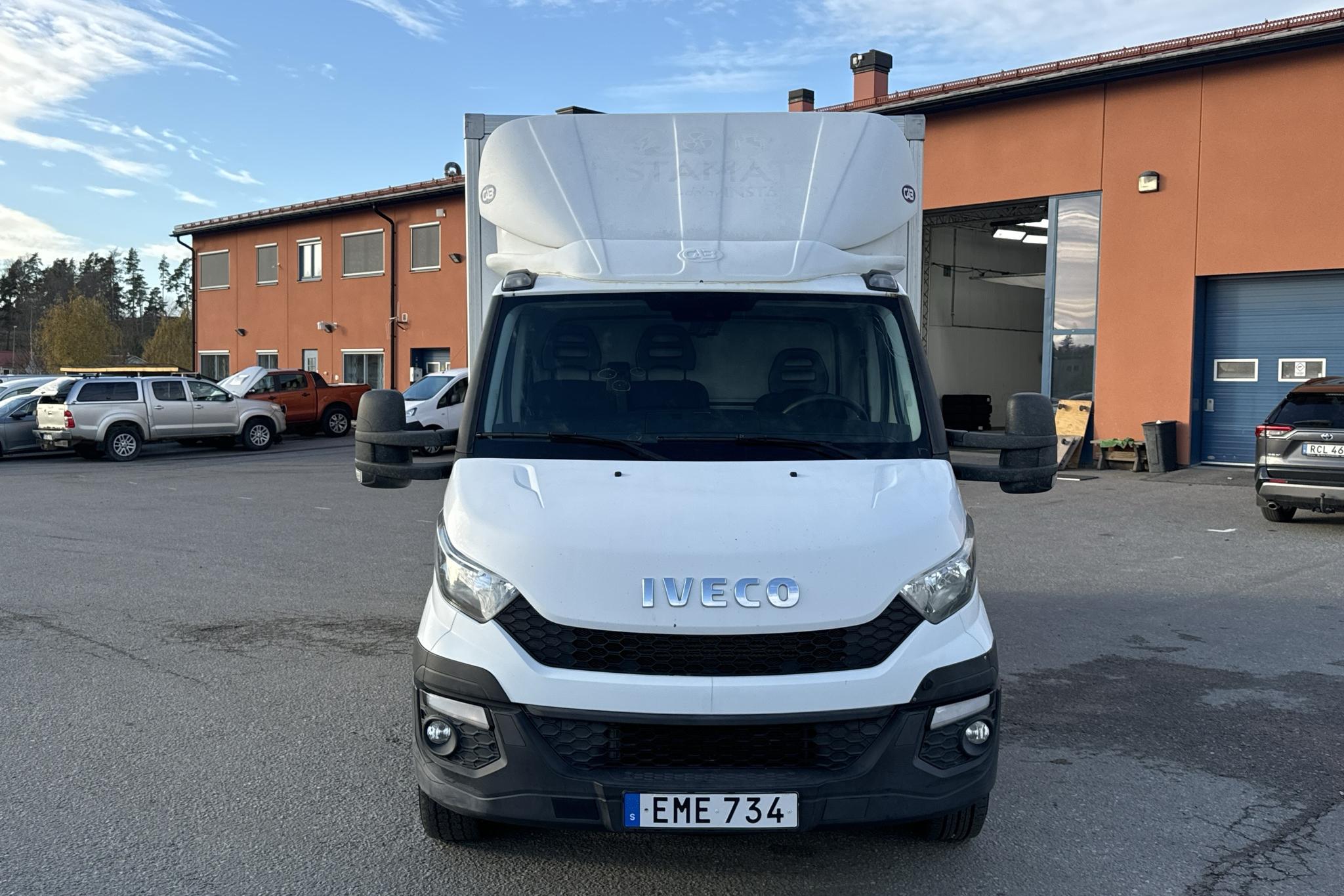 Iveco Daily 35 2.3 Volymskåp (146hk) - 181 820 km - Manual - white - 2015