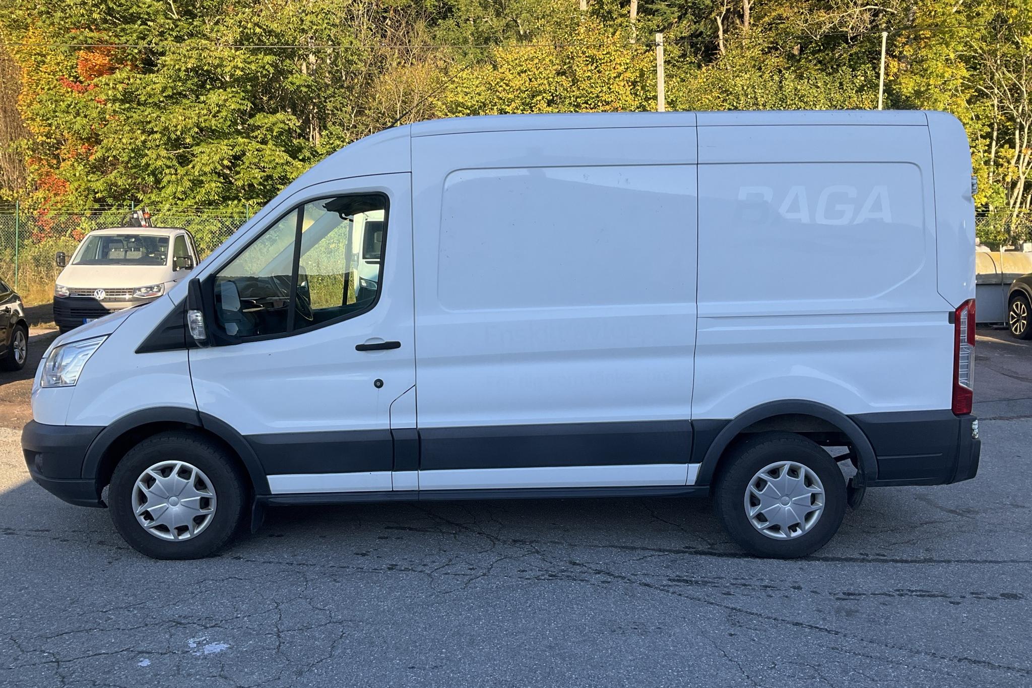 Ford Transit 350 2.0 TDCi AWD Skåp (130hk) - 194 870 km - Manualna - biały - 2018