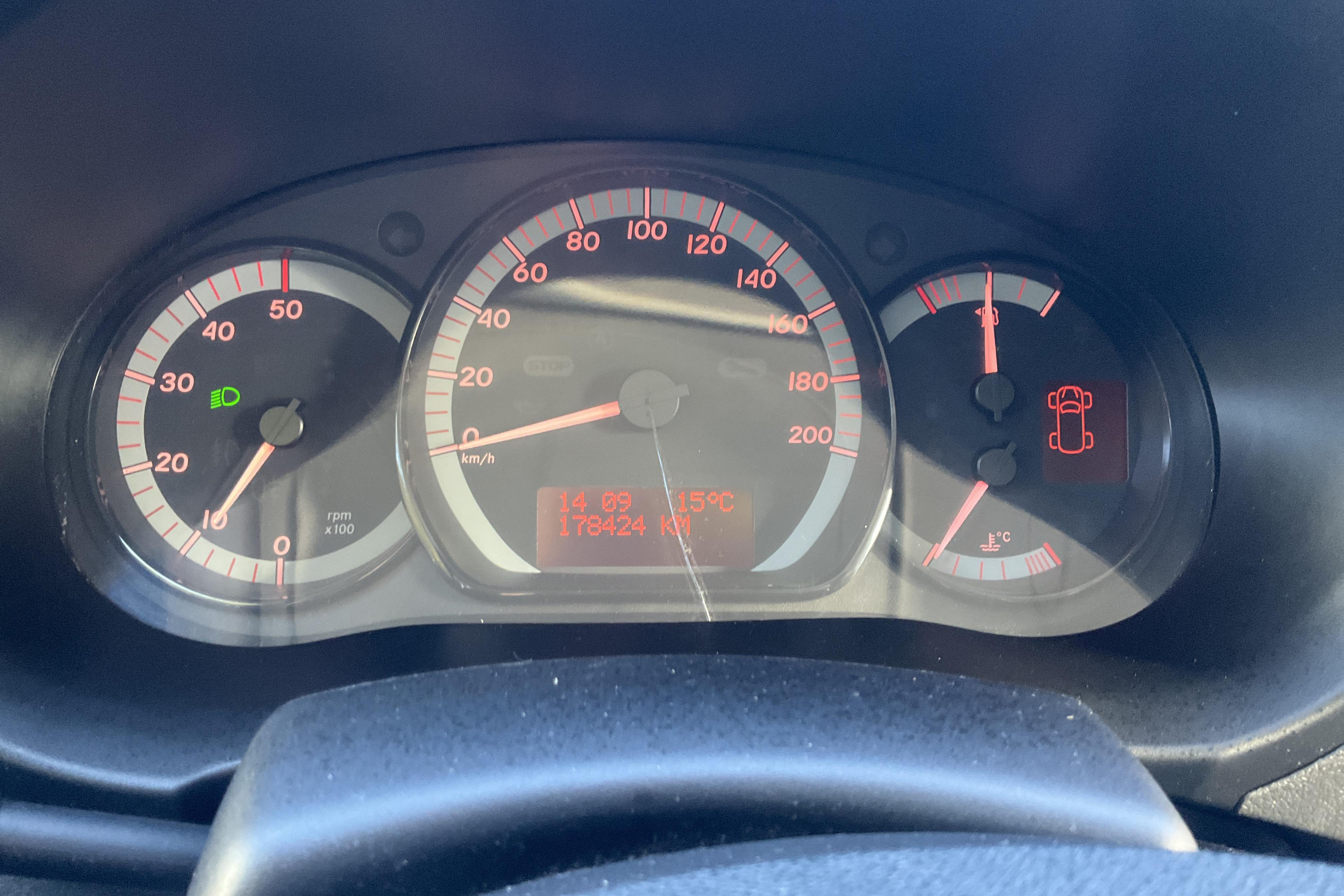 Mercedes Citan 109 1.5 CDI (90hk) - 178 430 km - Manuaalinen - valkoinen - 2019