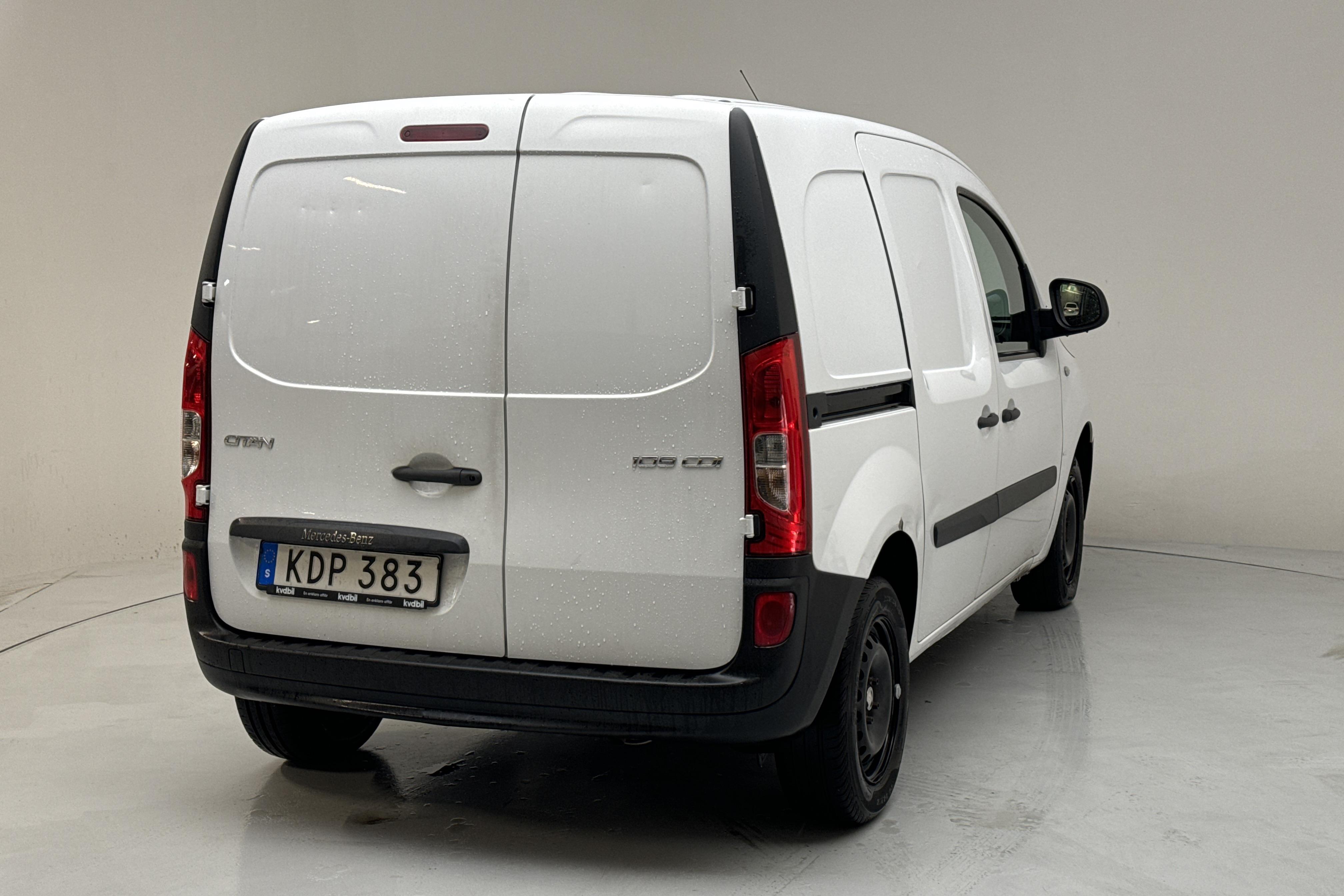 Mercedes Citan 109 1.5 CDI (90hk) - 202 900 km - Käsitsi - valge - 2019