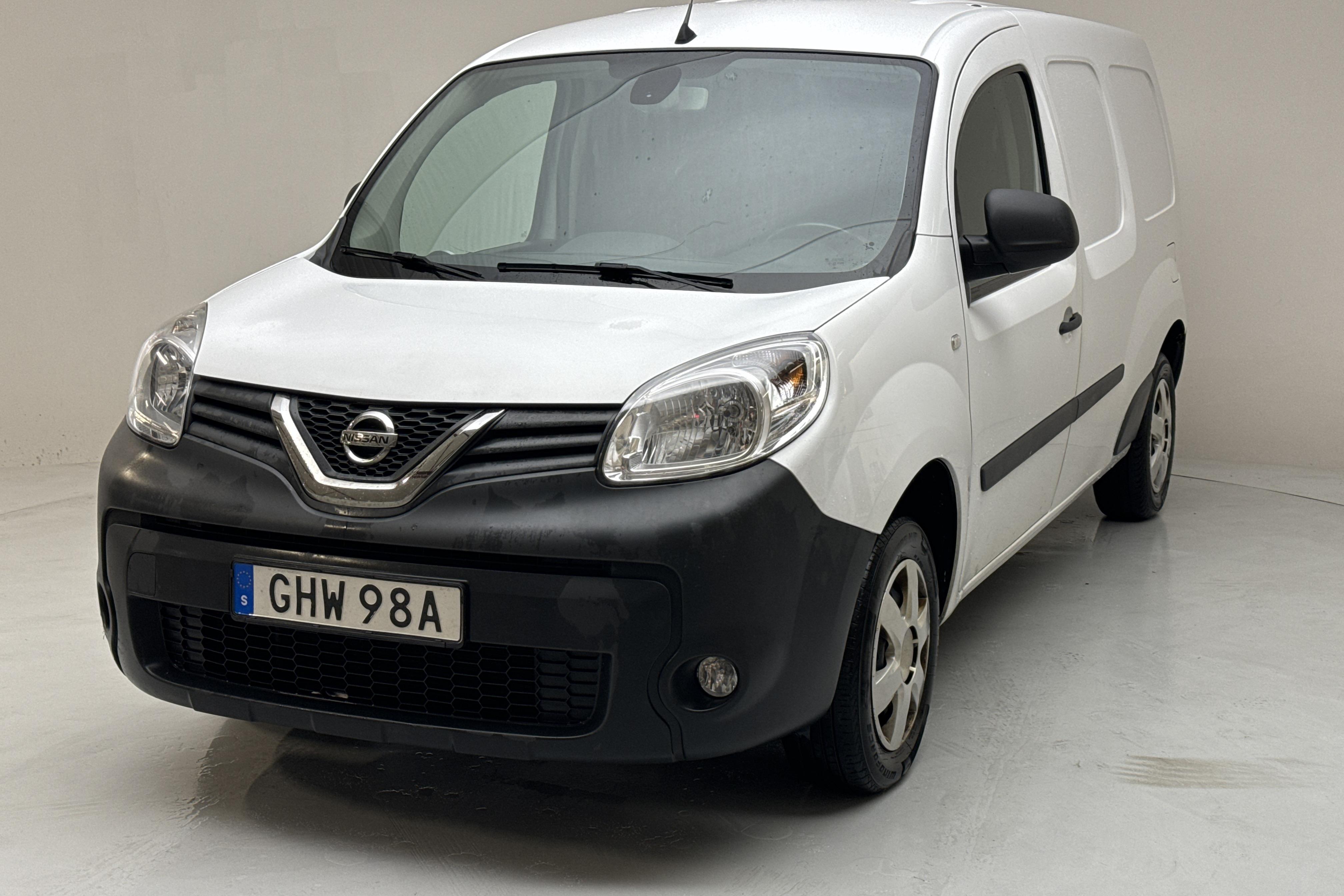 Nissan NV250 1.5 dCi (115hk) - 153 500 km - Manuaalinen - valkoinen - 2021