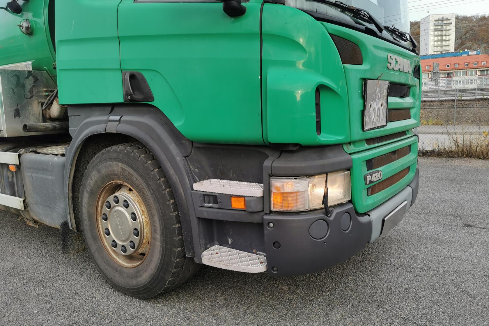 SCANIA P420 - 310 767 km - Automatic - green - 2008