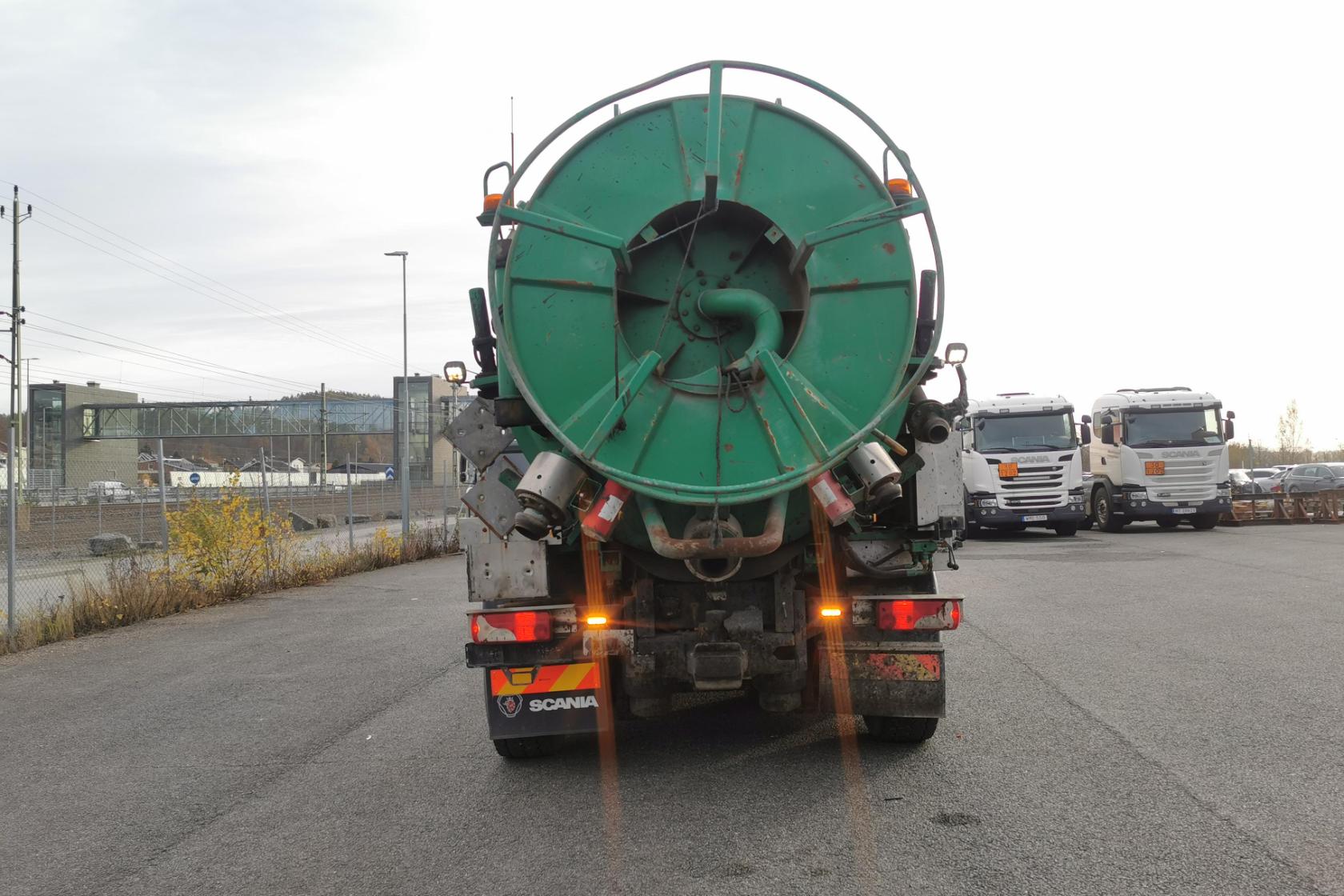 SCANIA P420 - 310 767 km - Automatic - green - 2008