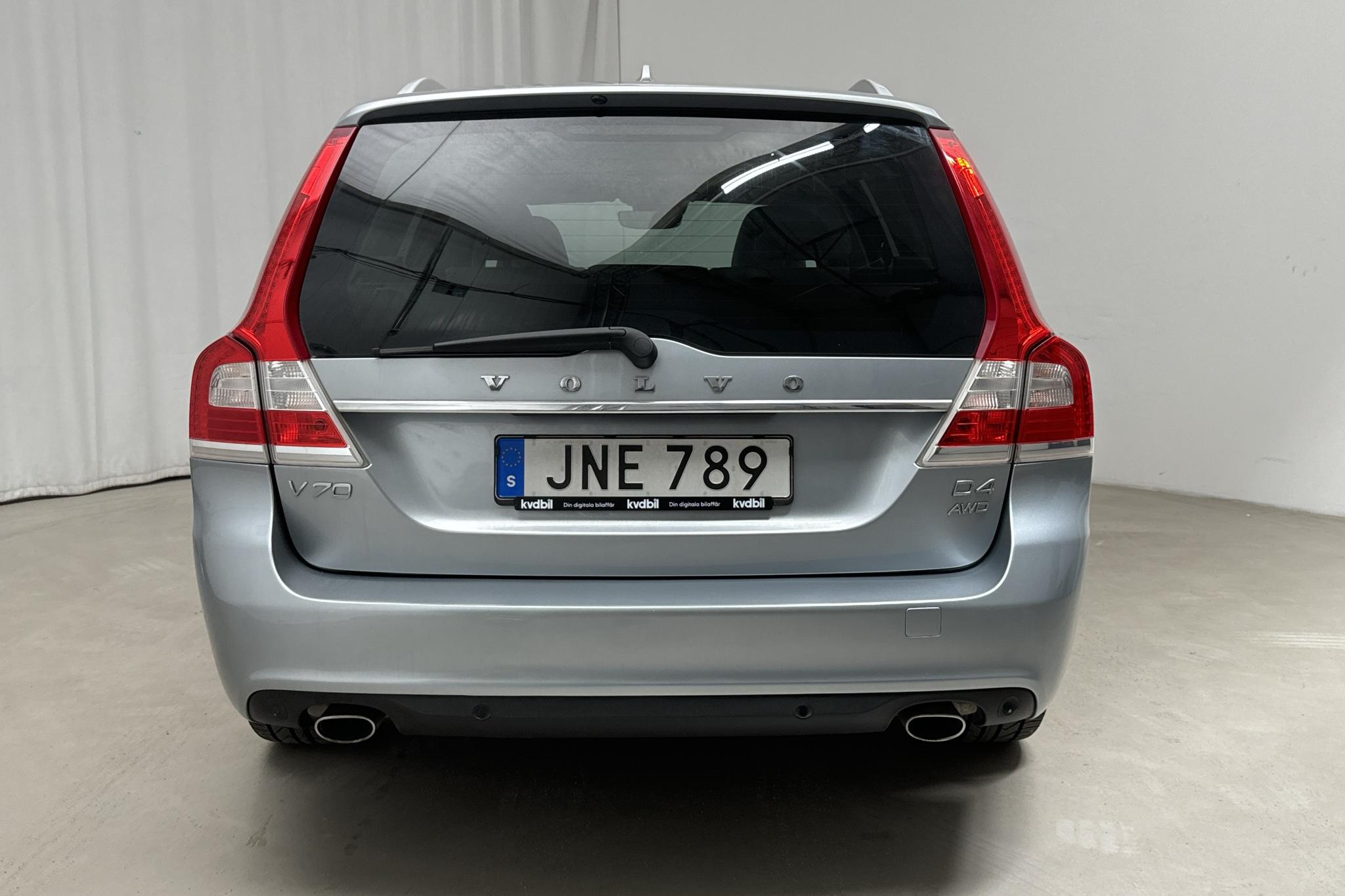 Volvo V70 II D4 AWD (215hk) - 147 860 km - Automatyczna - srebro - 2015