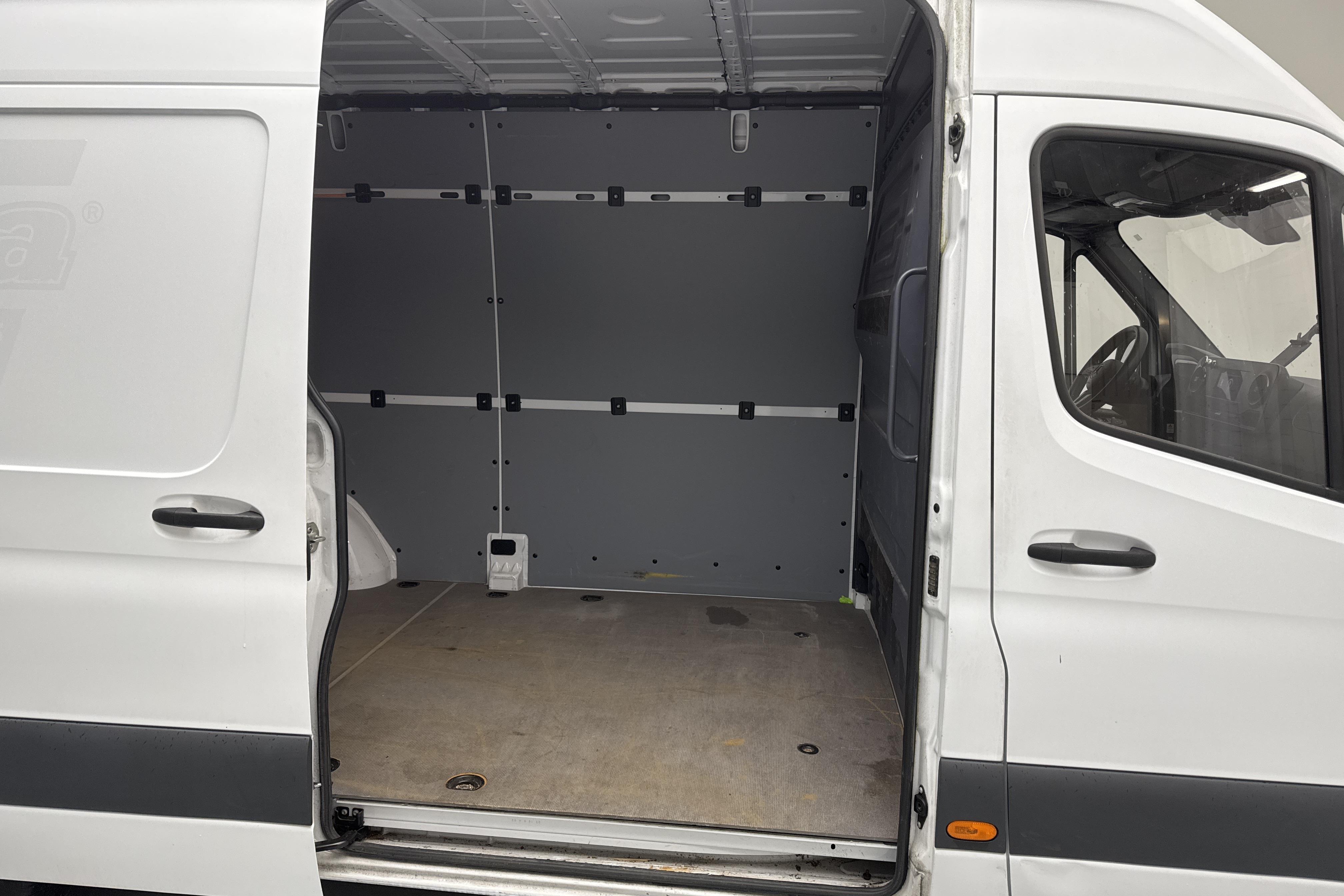 Mercedes Sprinter 314 CDI Skåp 2WD (143hk) - 112 150 km - Automatic - white - 2019