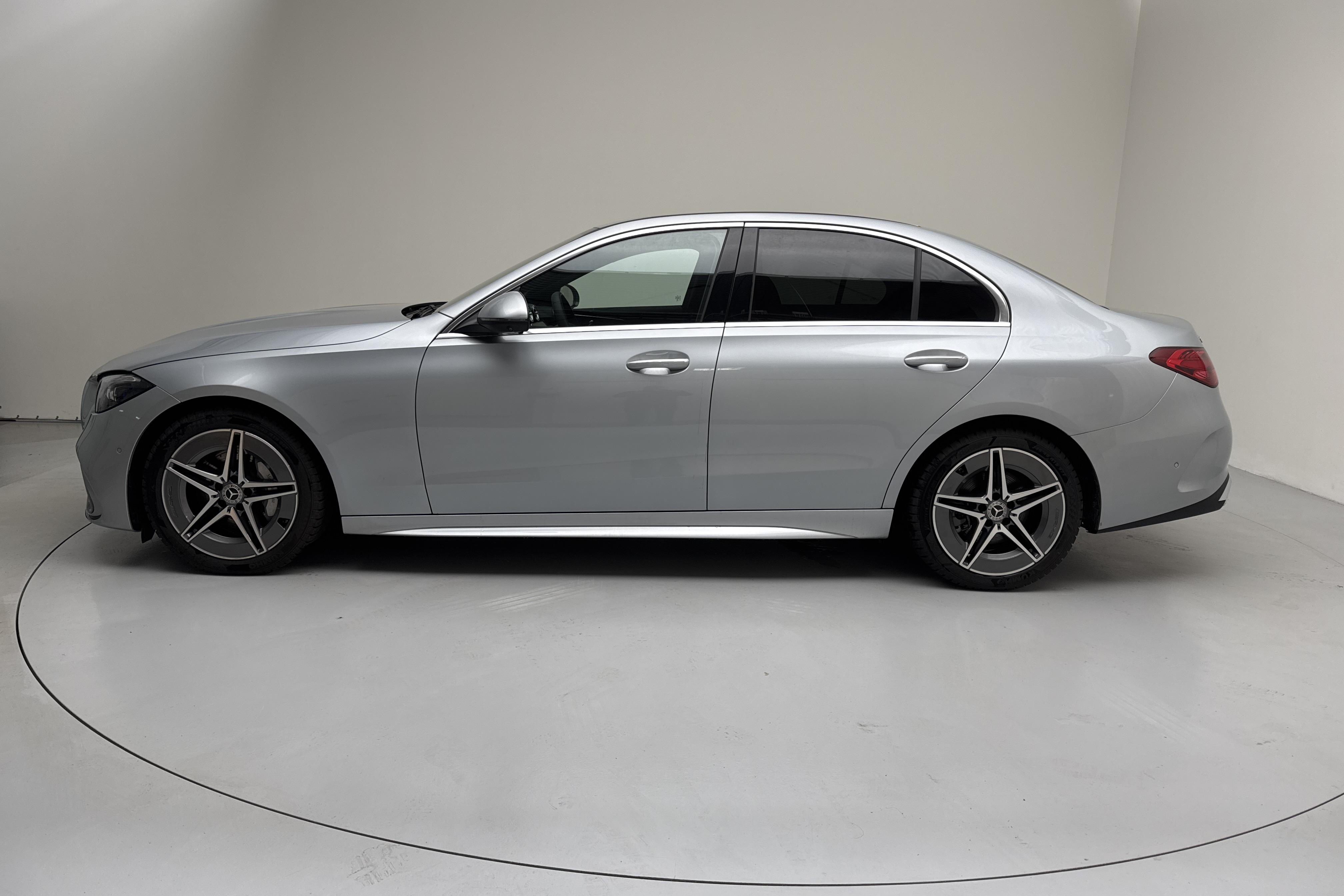 Mercedes C 220 d Sedan W206 (200hk) - 4 120 km - Automaattinen - hopea - 2023