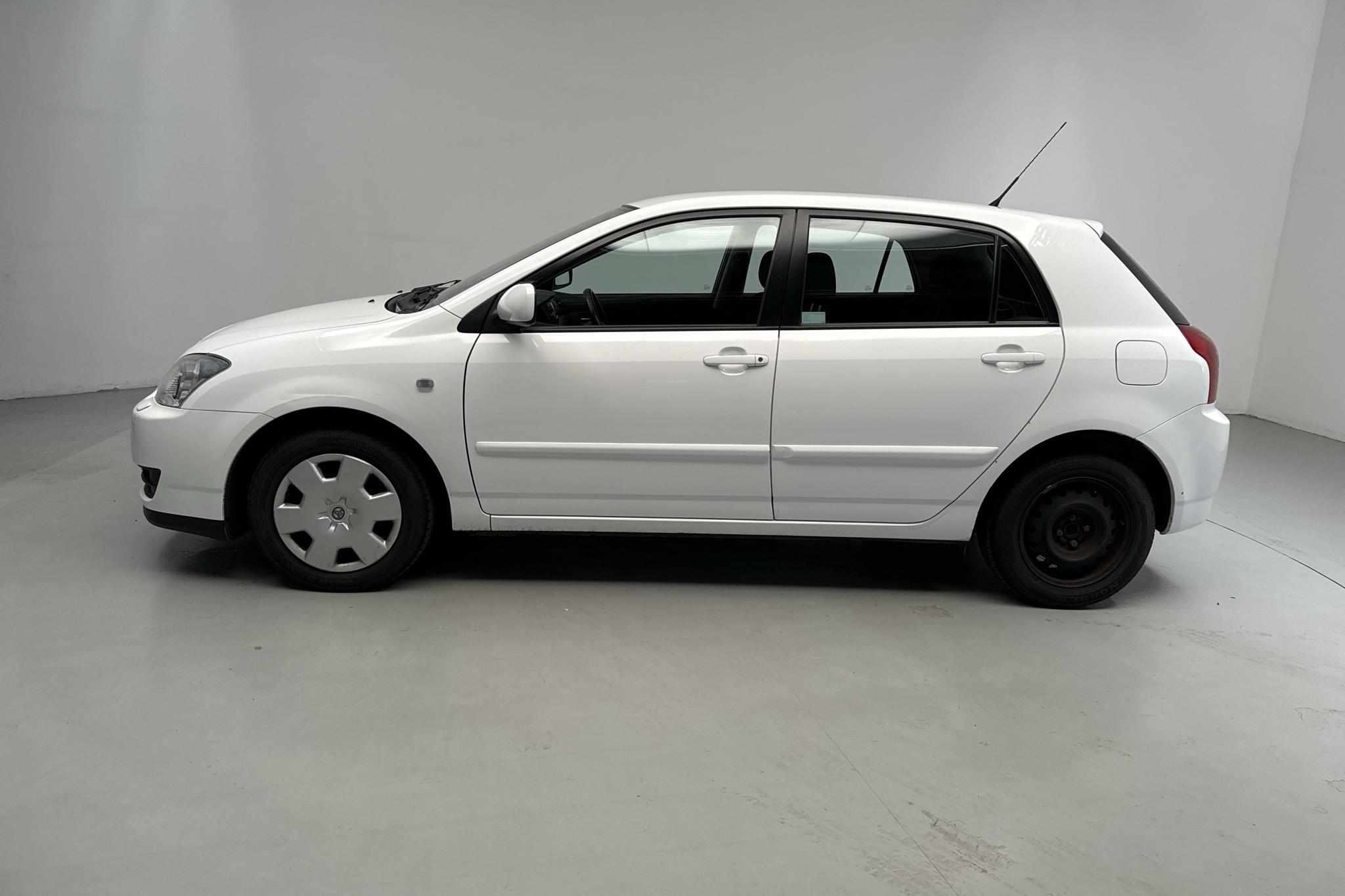 Toyota Corolla 1.6 5dr (110hk) - 94 720 km - Automatic - white - 2005