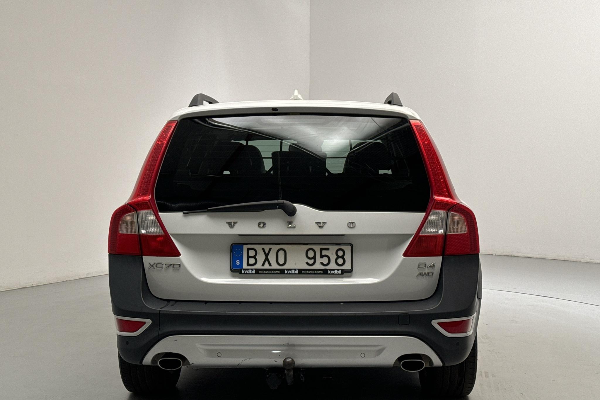 Volvo XC70 II D4 AWD (163hk) - 27 695 mil - Automat - vit - 2013