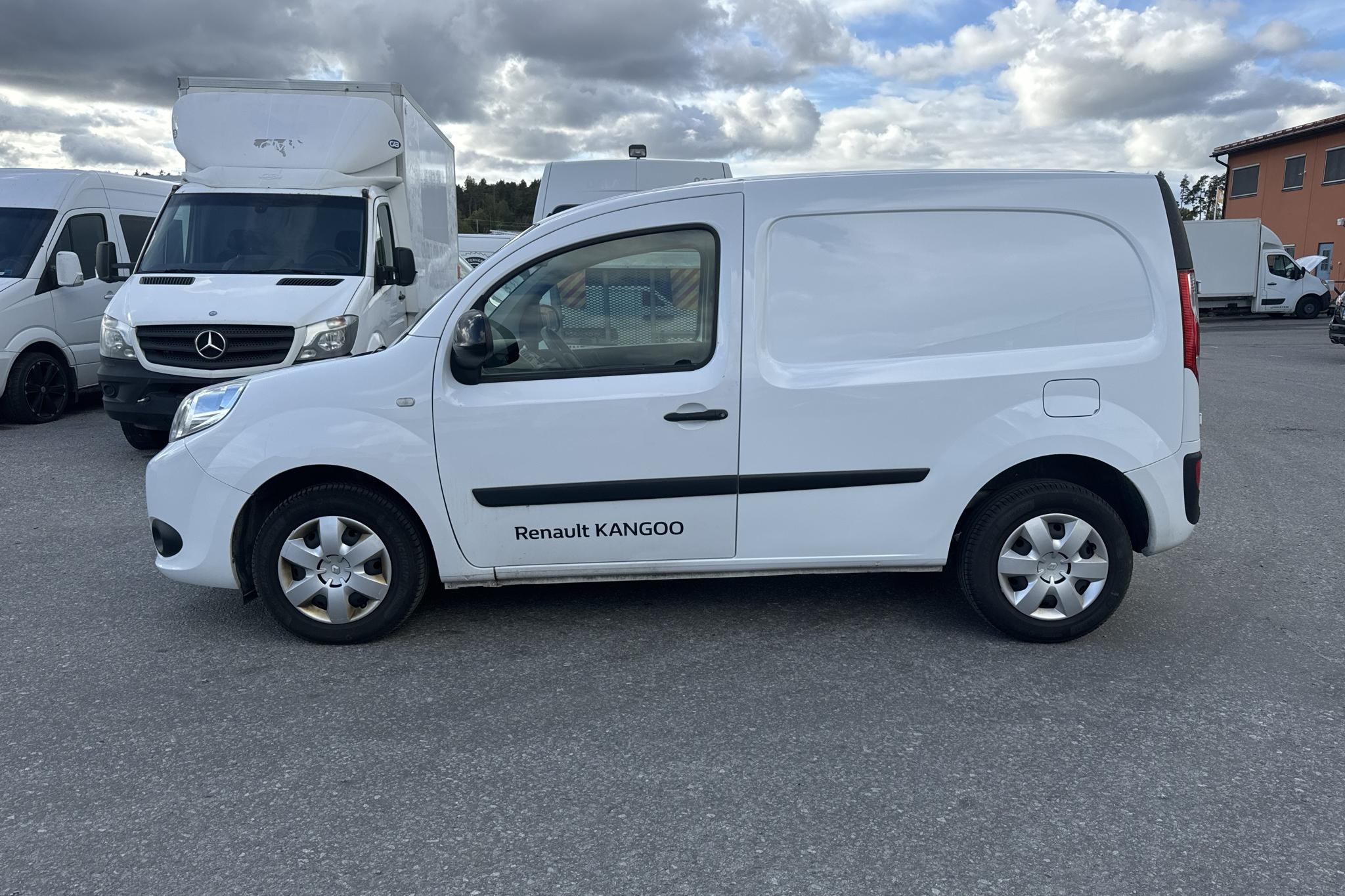 Renault Kangoo 1.5 dCi Skåp (95hk) - 10 474 mil - Manuell - vit - 2020