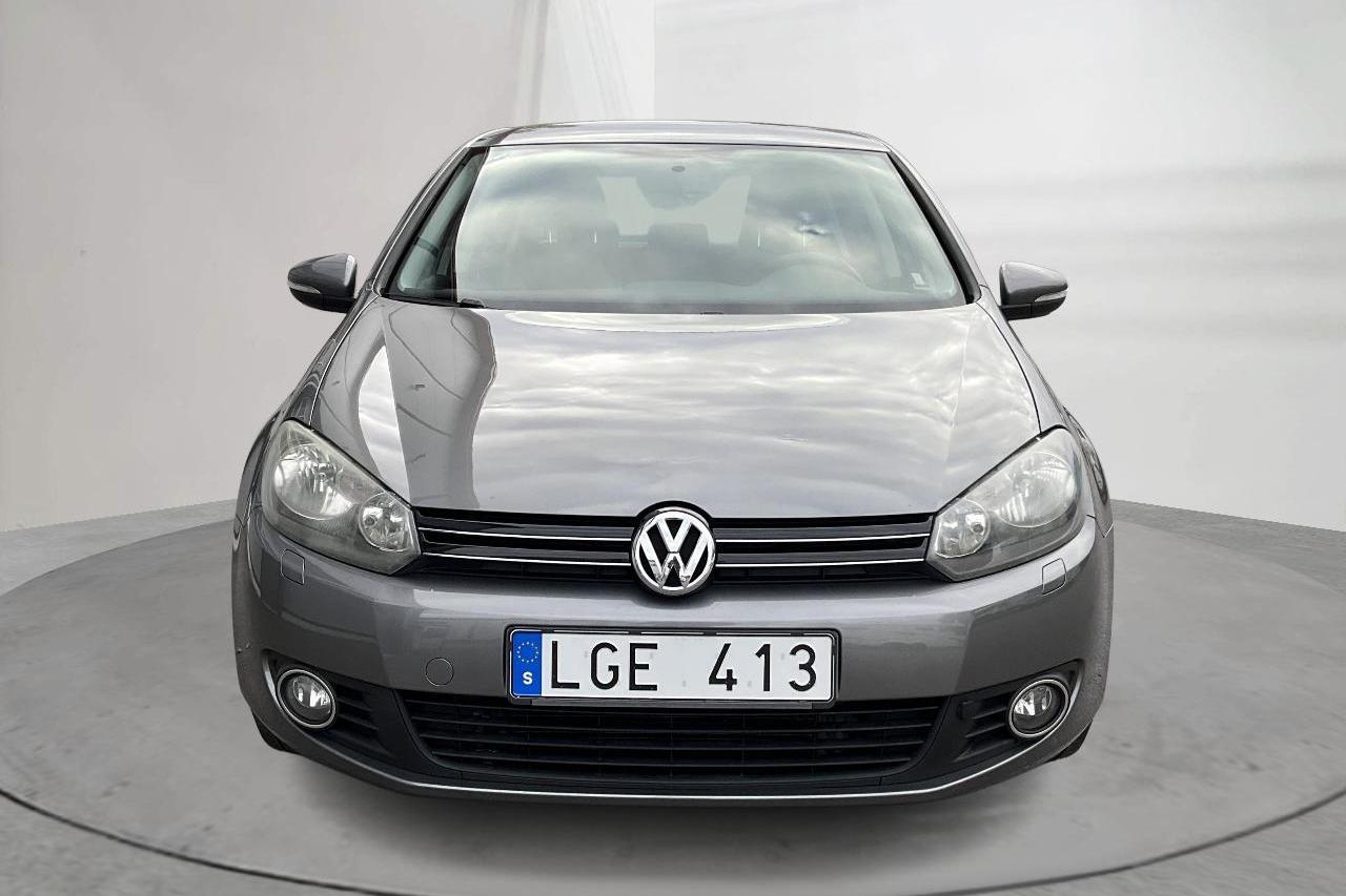 VW Golf VI 1.6 TDI BlueMotion Technology 5dr (105hk) - 137 770 km - Manual - gray - 2011