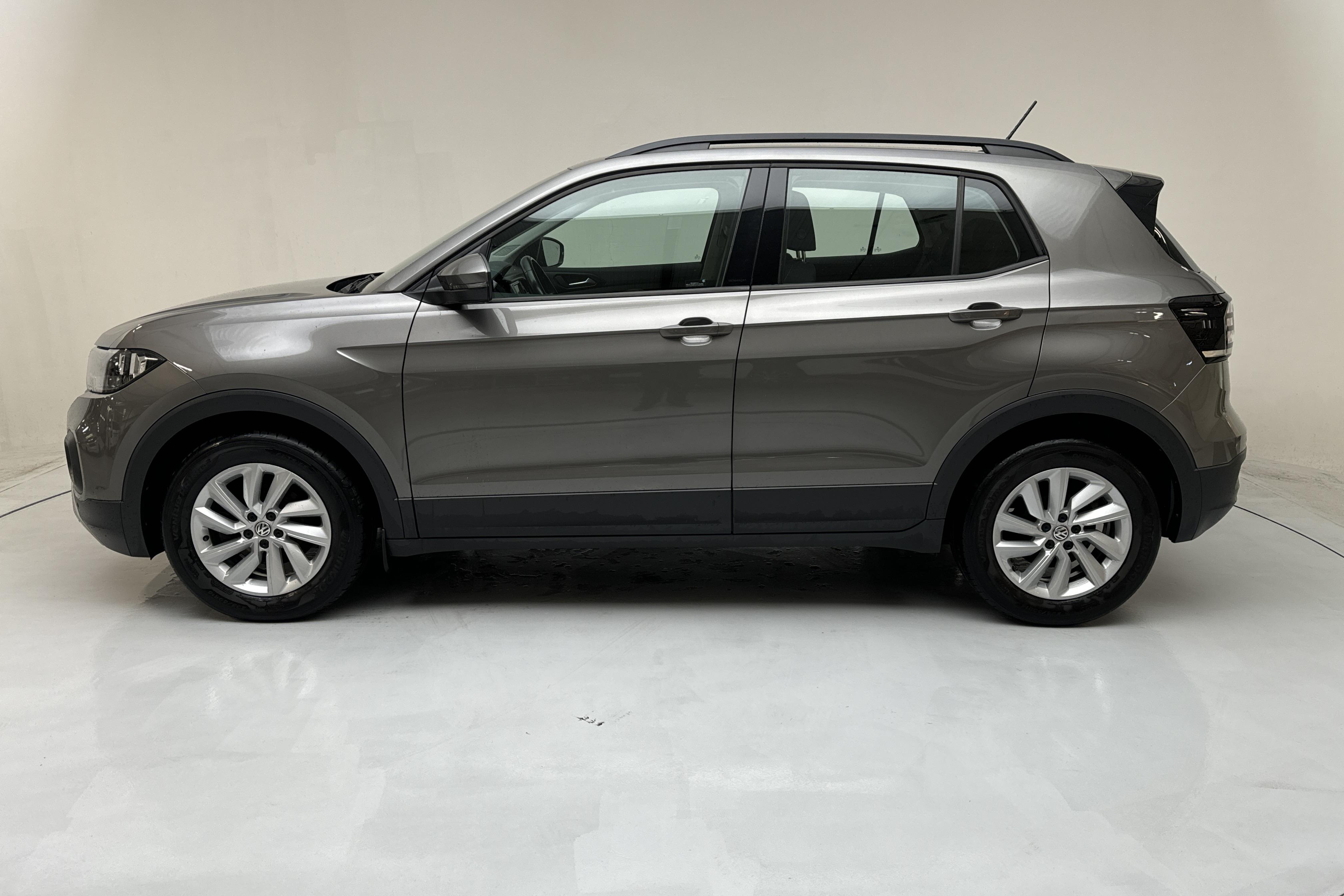 VW T-Cross 1.0 TSI (95hk) - 73 260 km - Manualna - szary - 2020