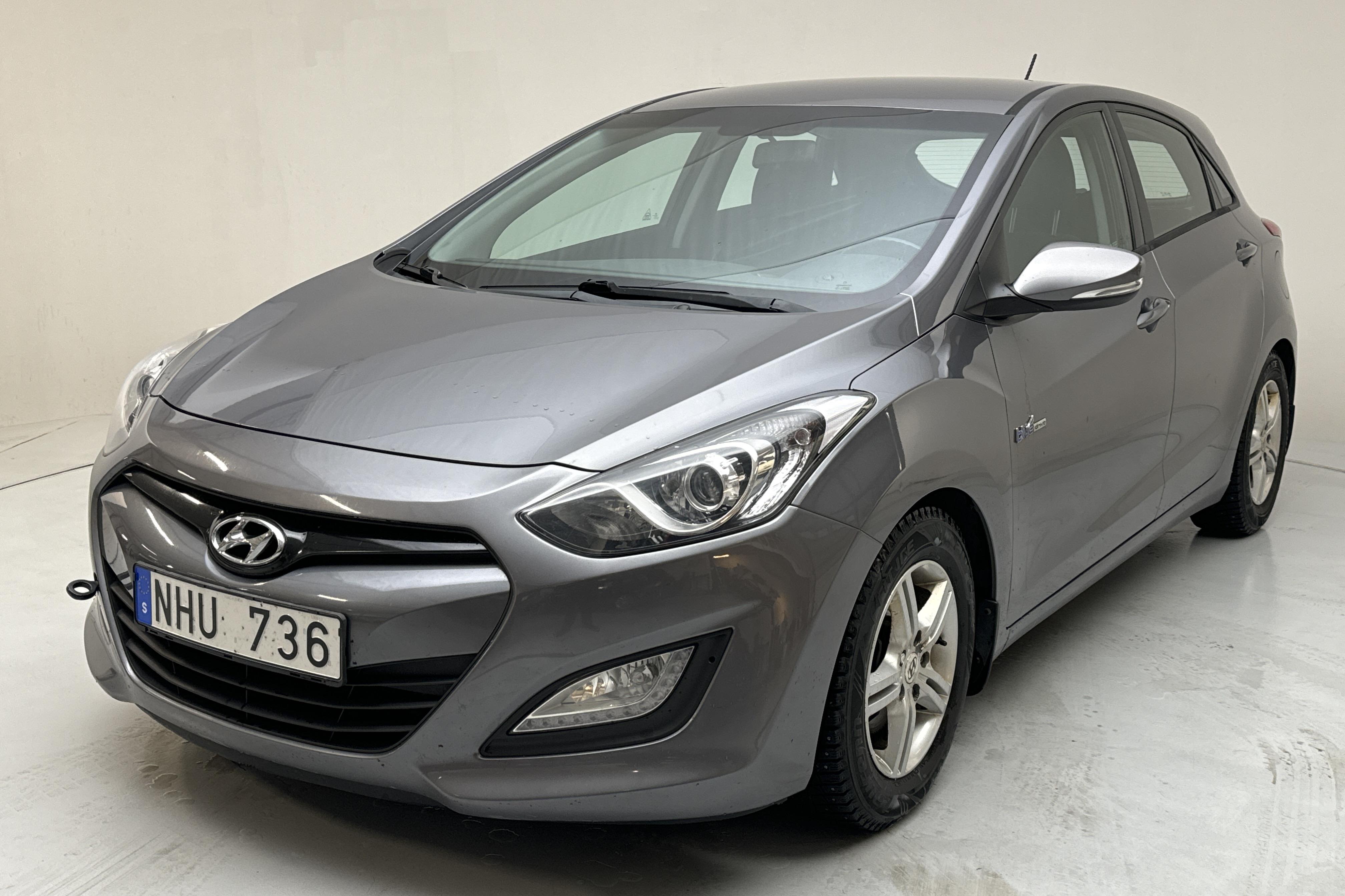 Hyundai i30 1.6 CRDi 5dr (110hk) - 183 850 km - Manuaalinen - harmaa - 2014