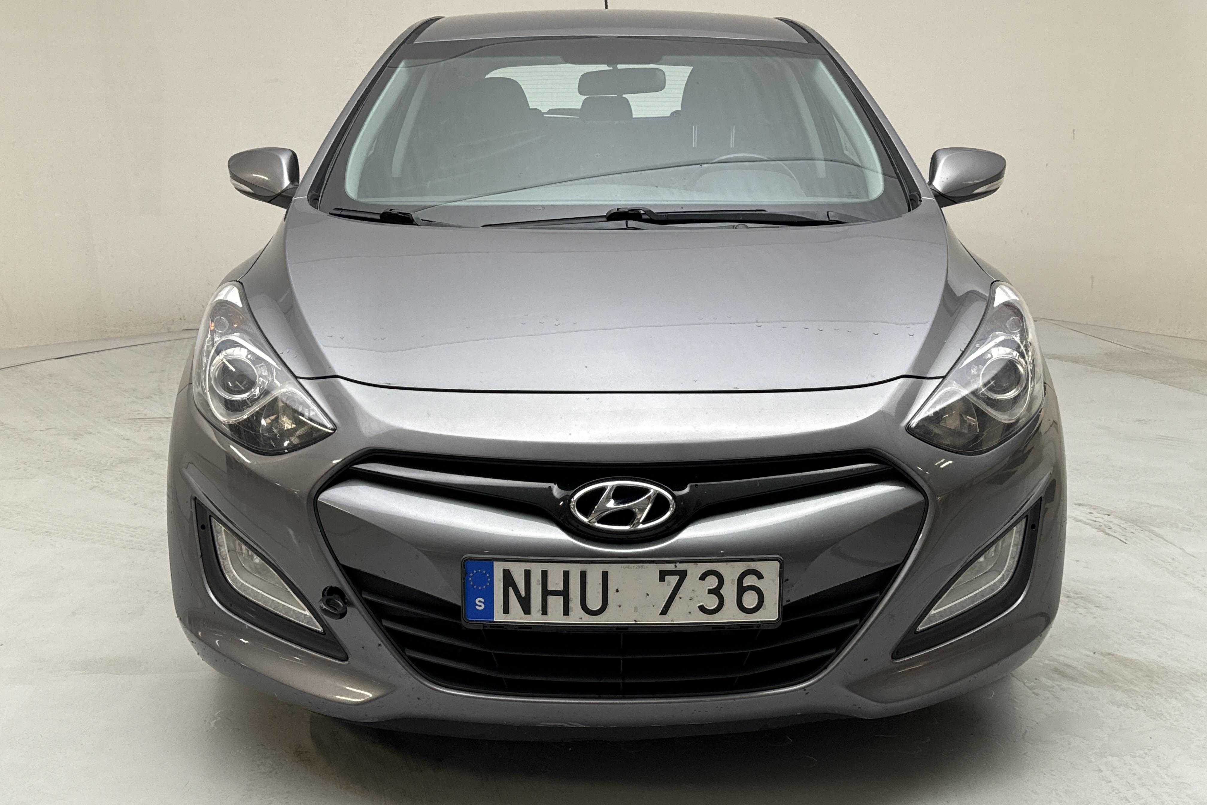 Hyundai i30 1.6 CRDi 5dr (110hk) - 183 850 km - Manuaalinen - harmaa - 2014