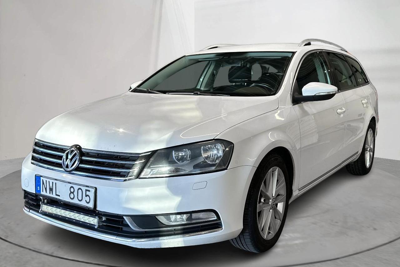 VW Passat 2.0 TDI BlueMotion Technology Variant 4Motion (140hk) - 206 940 km - Manualna - biały - 2014