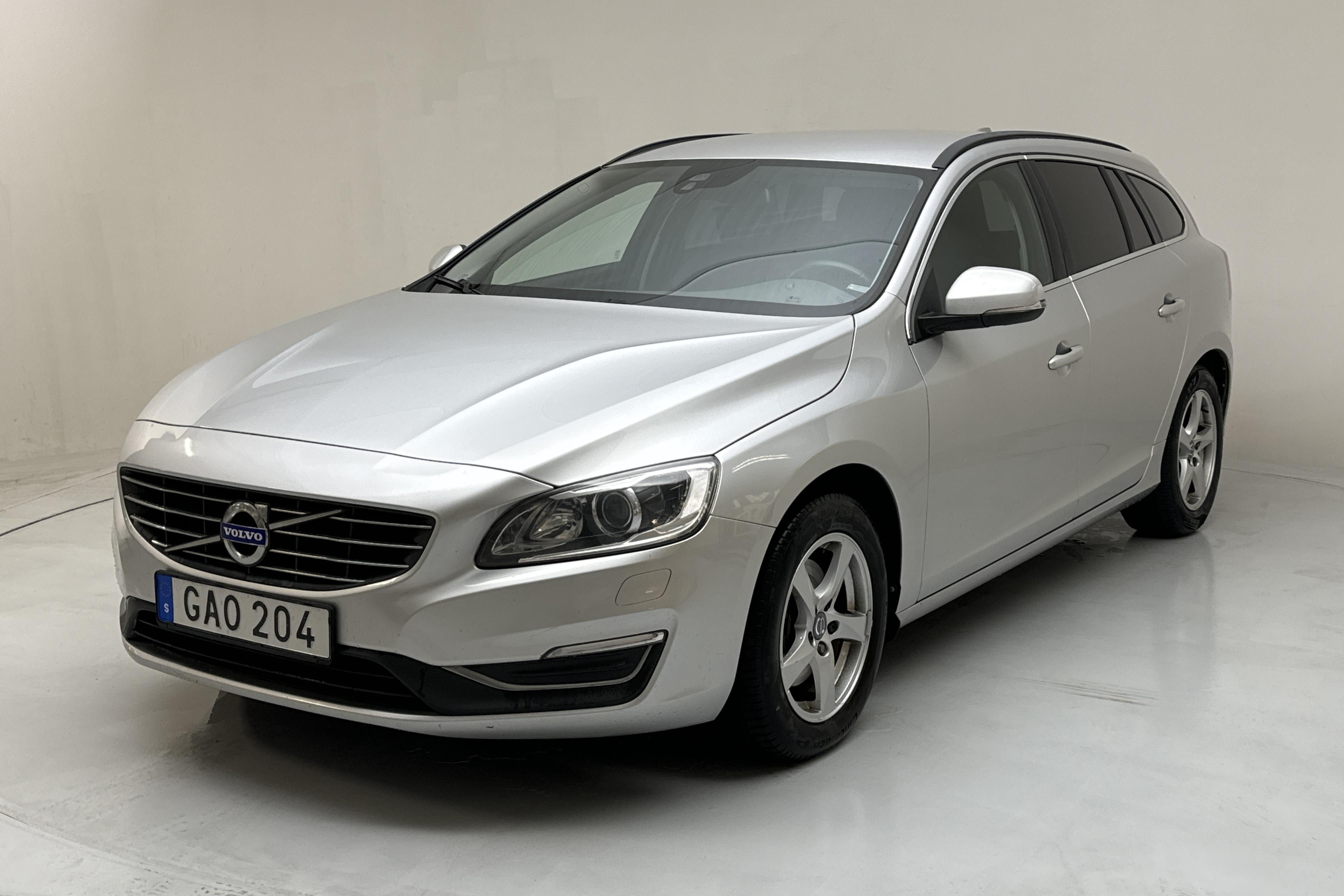 Volvo V60 T5 Bi-fuel (245hk) - 159 610 km - Automatic - silver - 2016