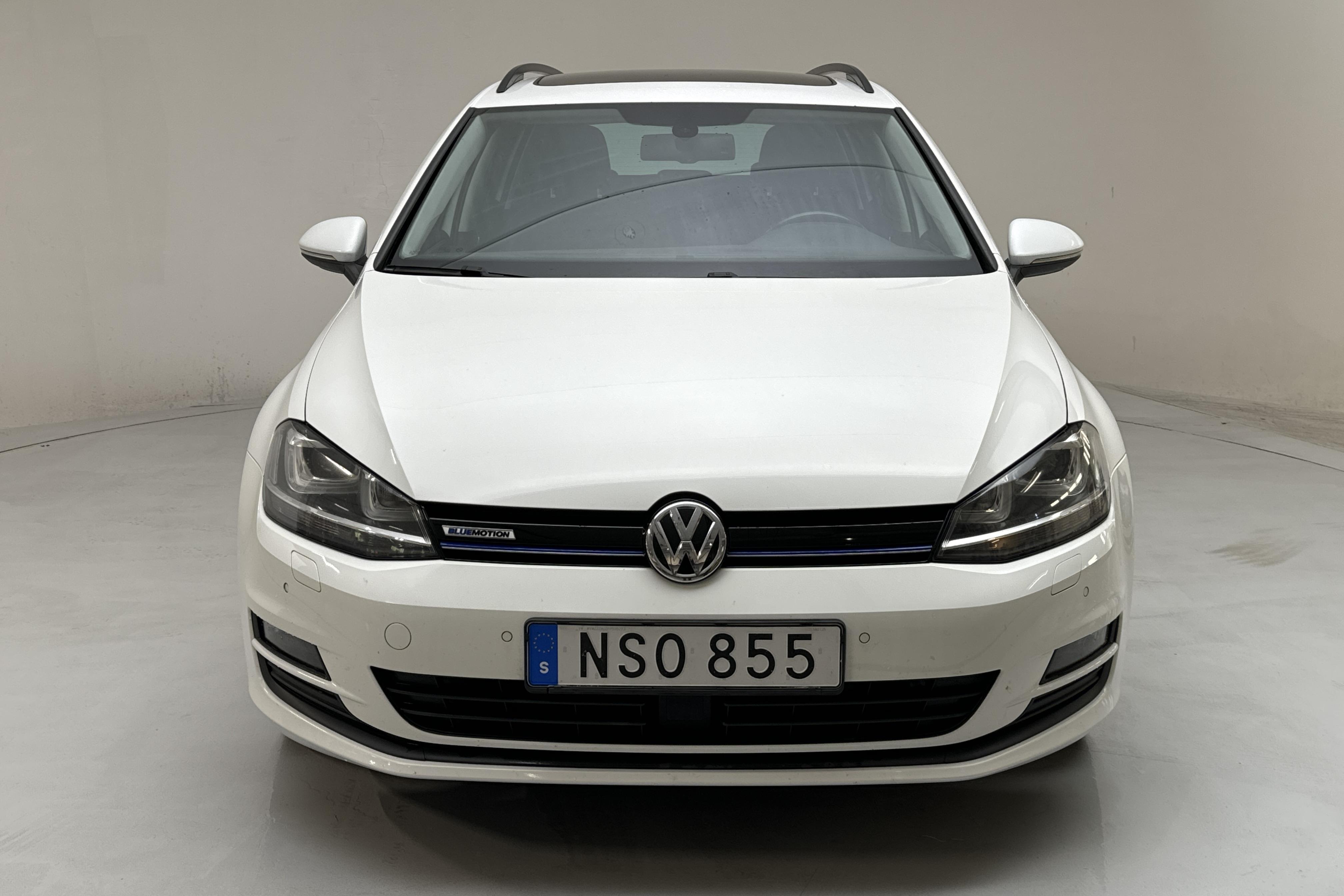 VW Golf VII 1.4 TGI BlueMotion Sportscombi (110hk) - 136 920 km - Automaattinen - valkoinen - 2015