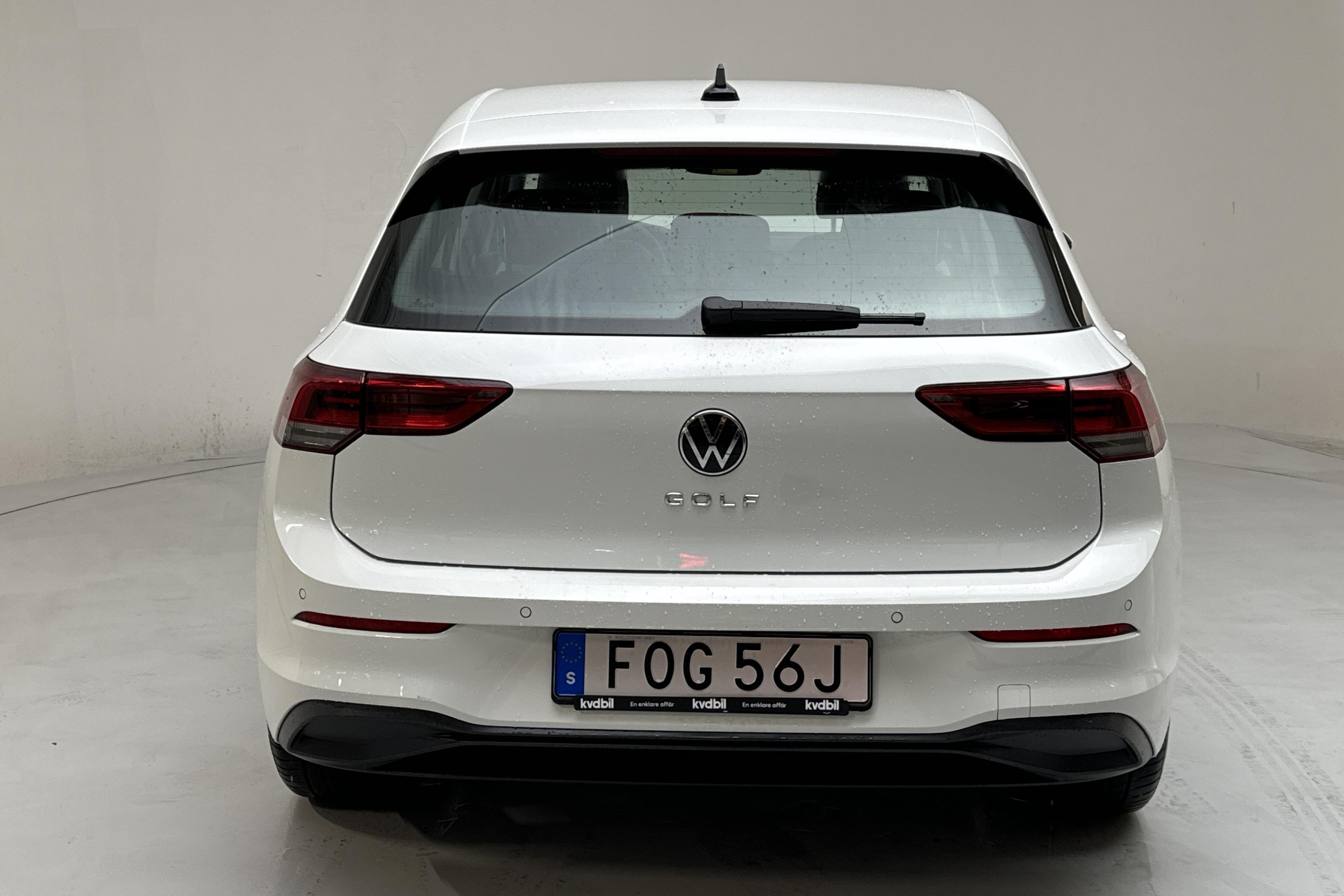 VW Golf VIII 2.0 TDI 5dr (115hk) - 2 580 mil - Manuell - vit - 2021