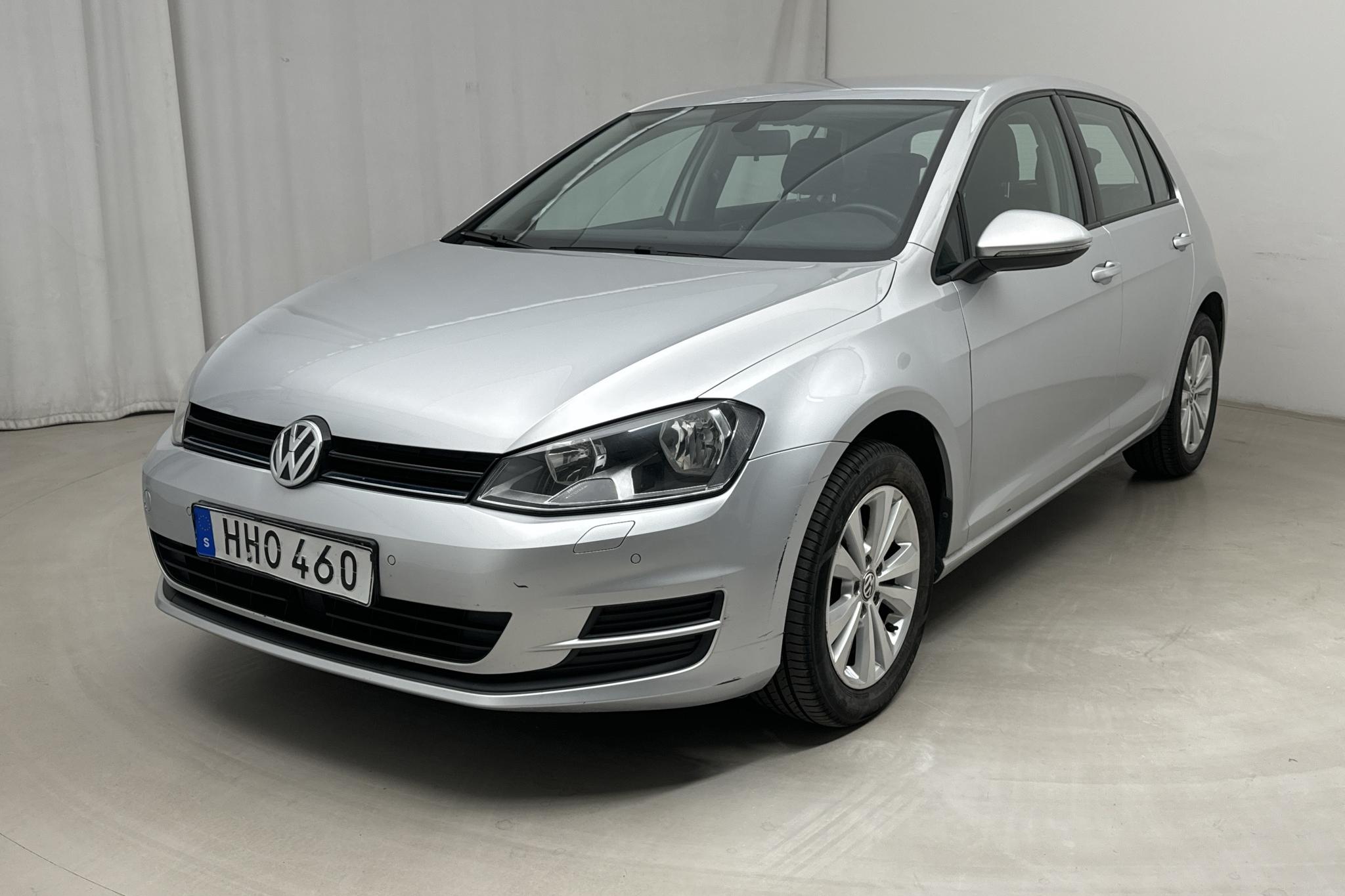 VW Golf VII 1.2 TSI 5dr (110hk) - 8 198 mil - Manuell - silver - 2016