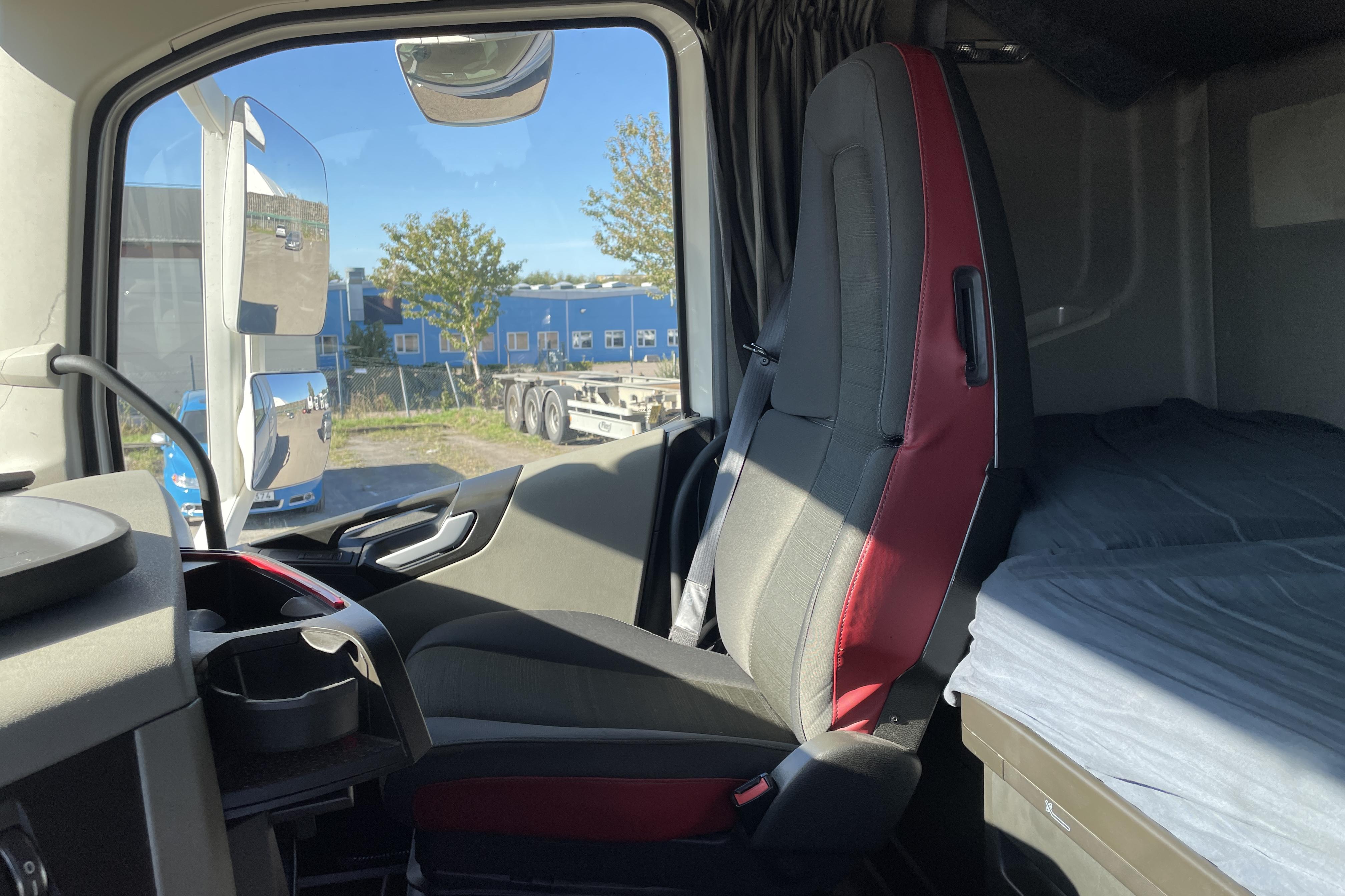 Volvo FH 500 - 1 046 048 km - Automat - vit - 2014