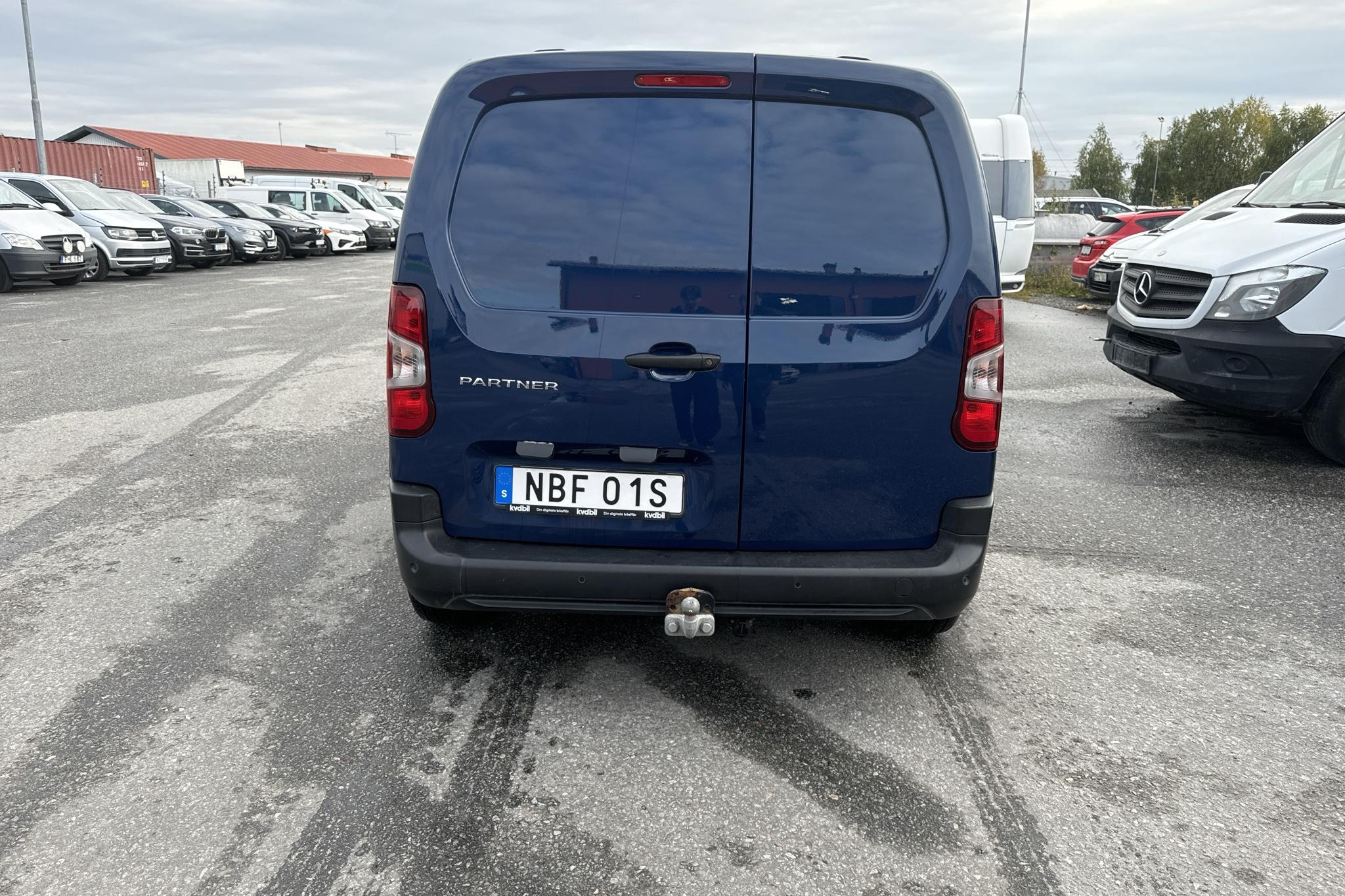 Peugeot Partner 1.5 HDI Skåp (130hk) - 96 850 km - Automaatne - sinine - 2019