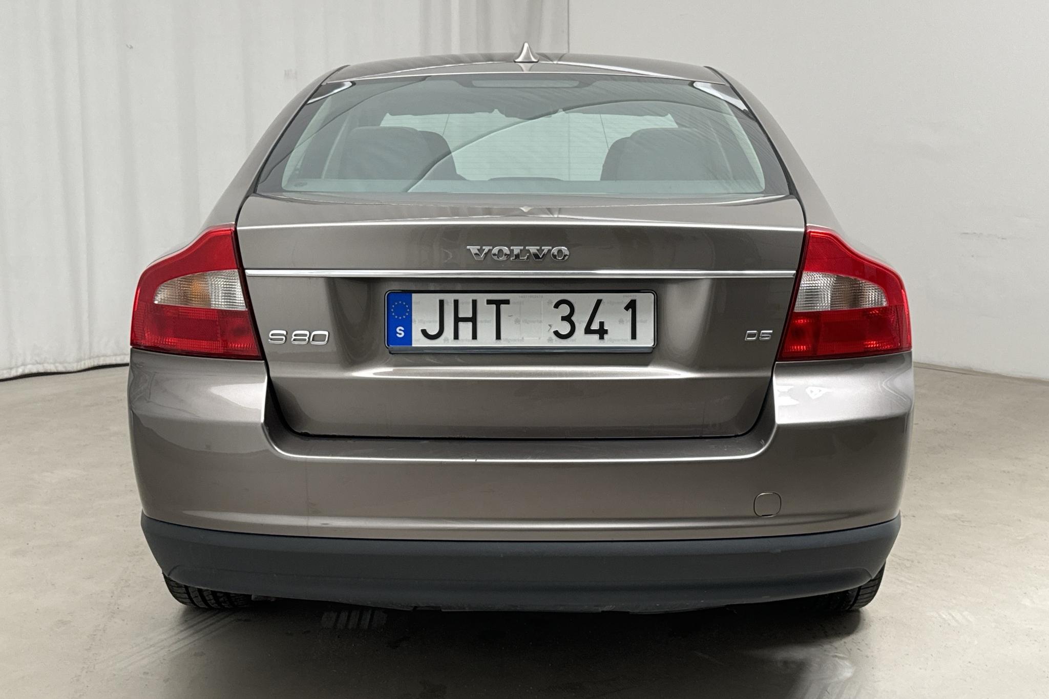 Volvo S80 D5 (185hk) - 222 120 km - Automaattinen - harmaa - 2007