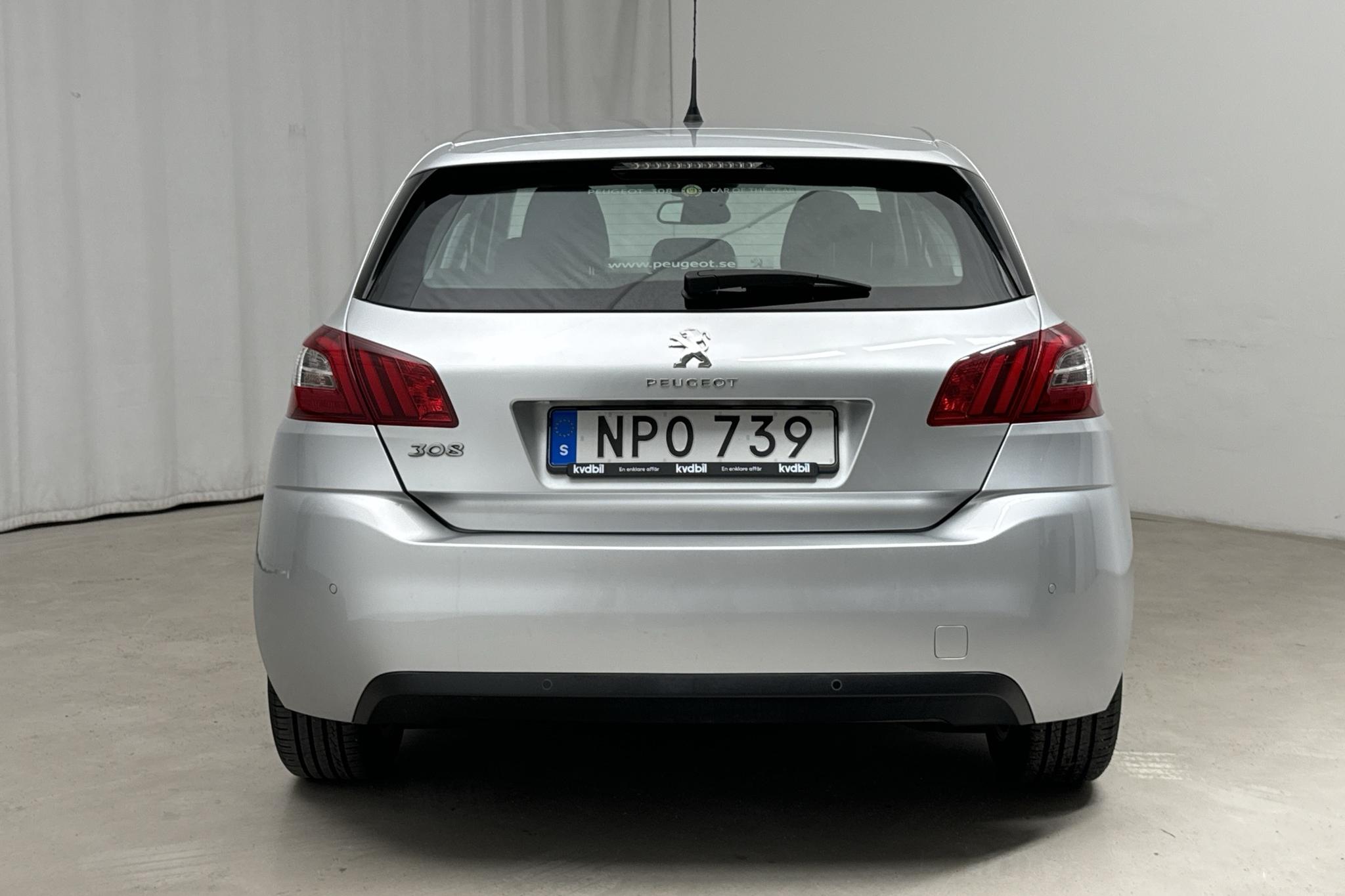 Peugeot 308 PureTech 5dr (130hk) - 74 930 km - Automatic - silver - 2014