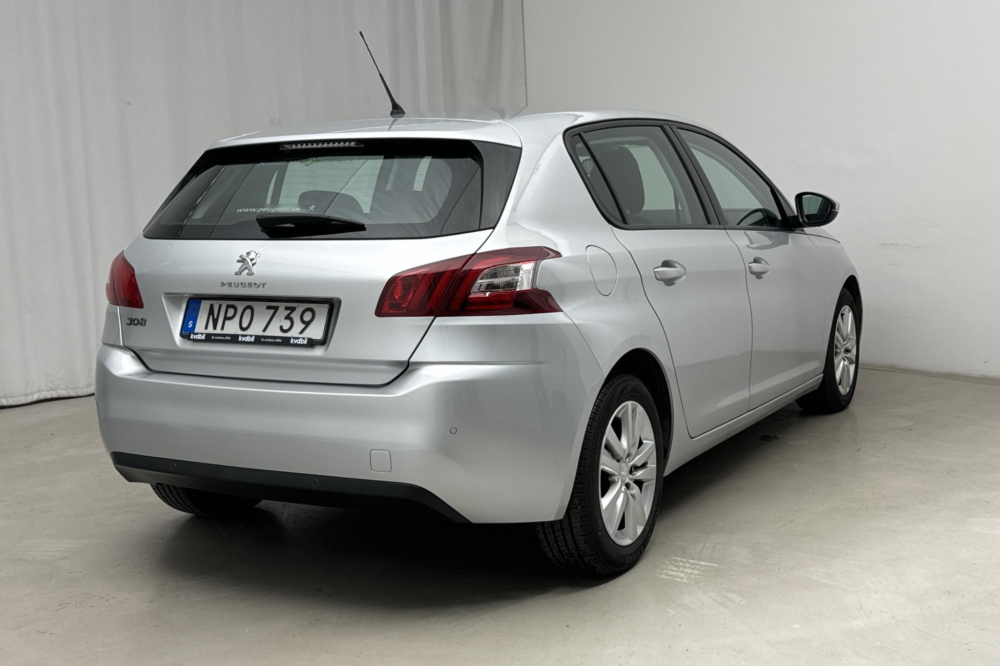 Peugeot 308 PureTech 5dr (130hk) - 74 930 km - Automaatne - hõbe - 2014