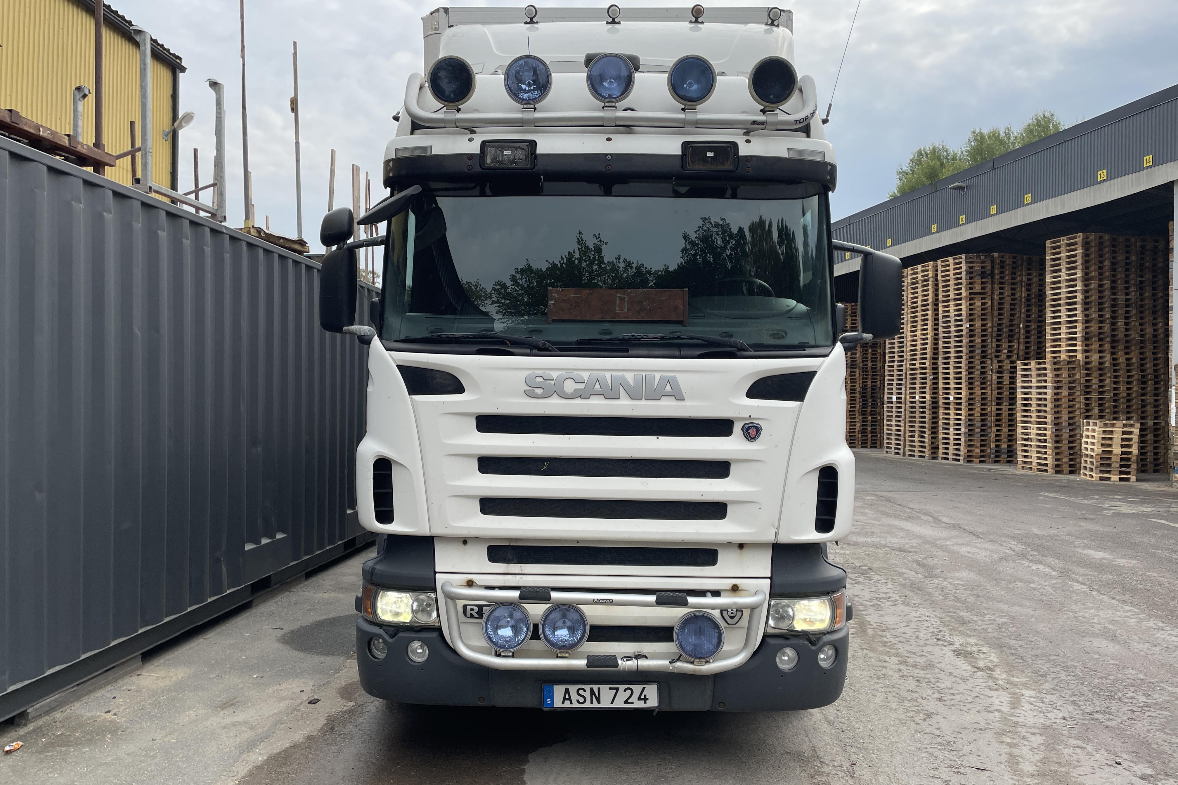 Scania R500 - 980 809 km - Manuell - vit - 2008