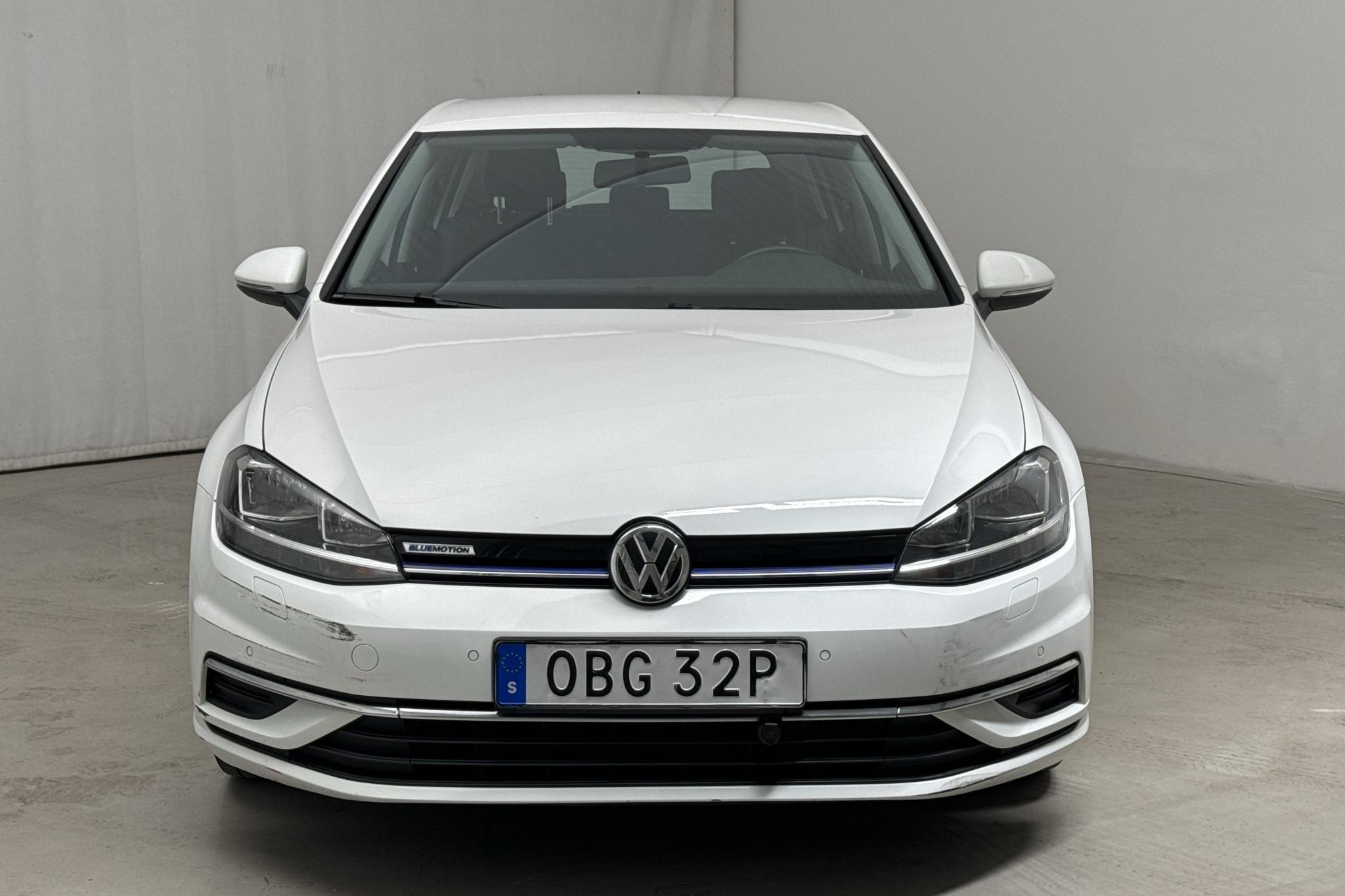 VW Golf VII 1.5 TGI 5dr (130hk) - 10 830 mil - Automat - vit - 2019