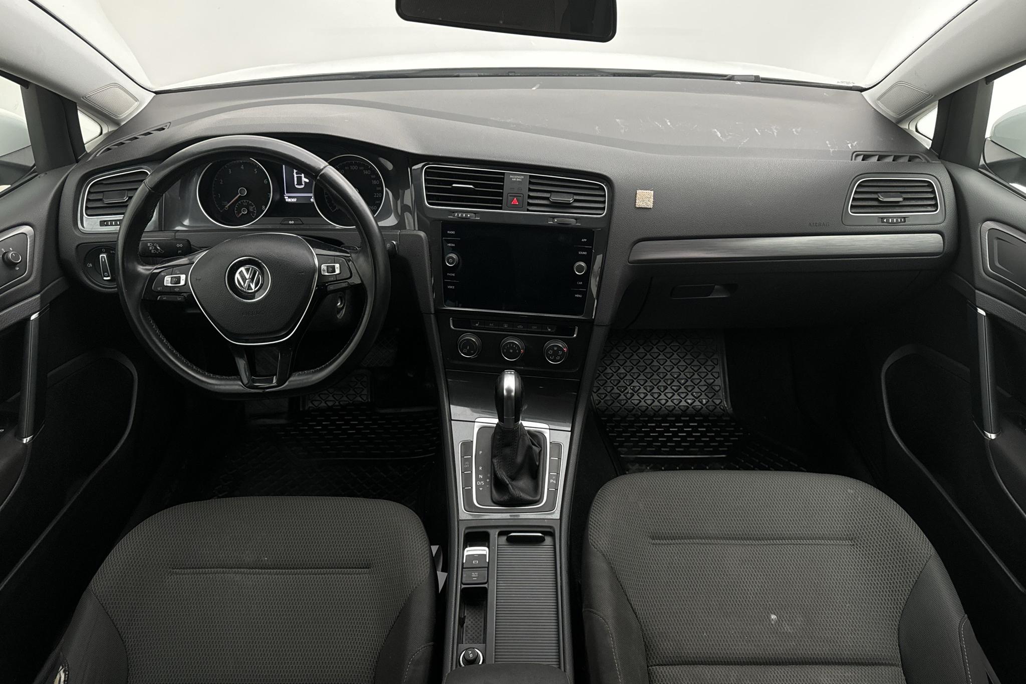 VW Golf VII 1.5 TGI 5dr (130hk) - 108 300 km - Automaattinen - valkoinen - 2019