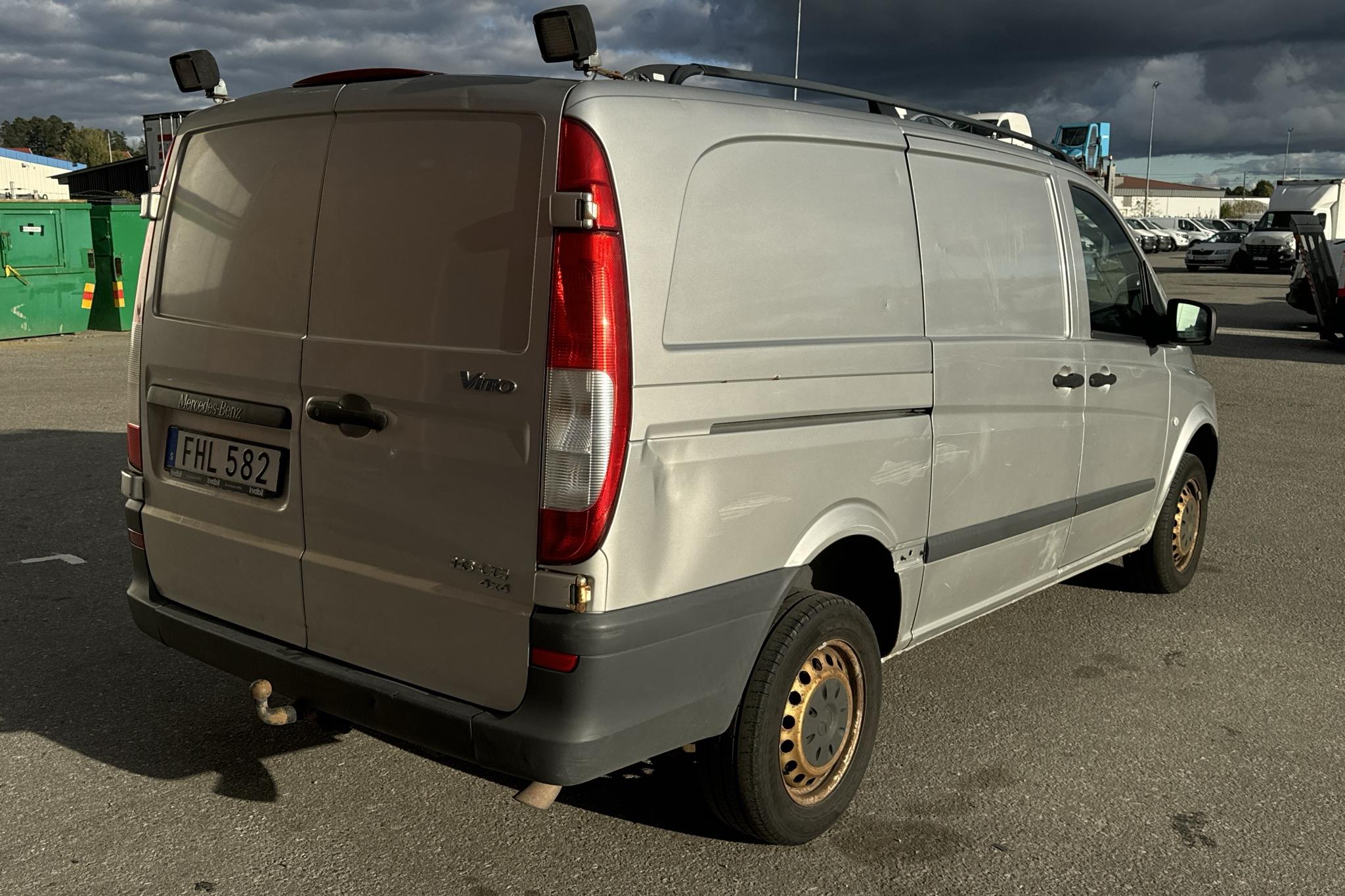 Mercedes Vito 113 CDI 4x4 W639 (136hk) - 383 790 km - Automaattinen - hopea - 2014