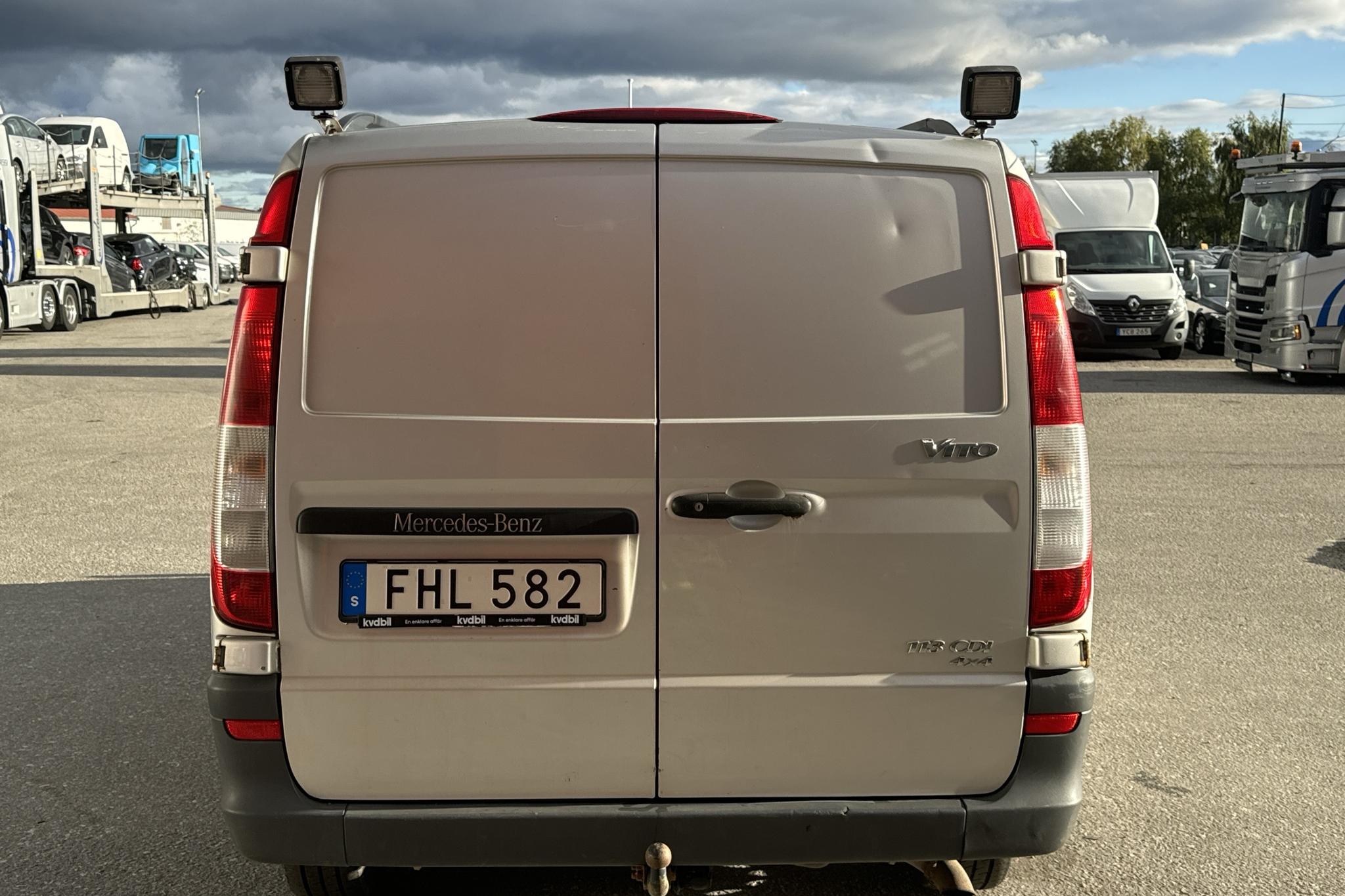 Mercedes Vito 113 CDI 4x4 W639 (136hk) - 383 790 km - Automatyczna - srebro - 2014