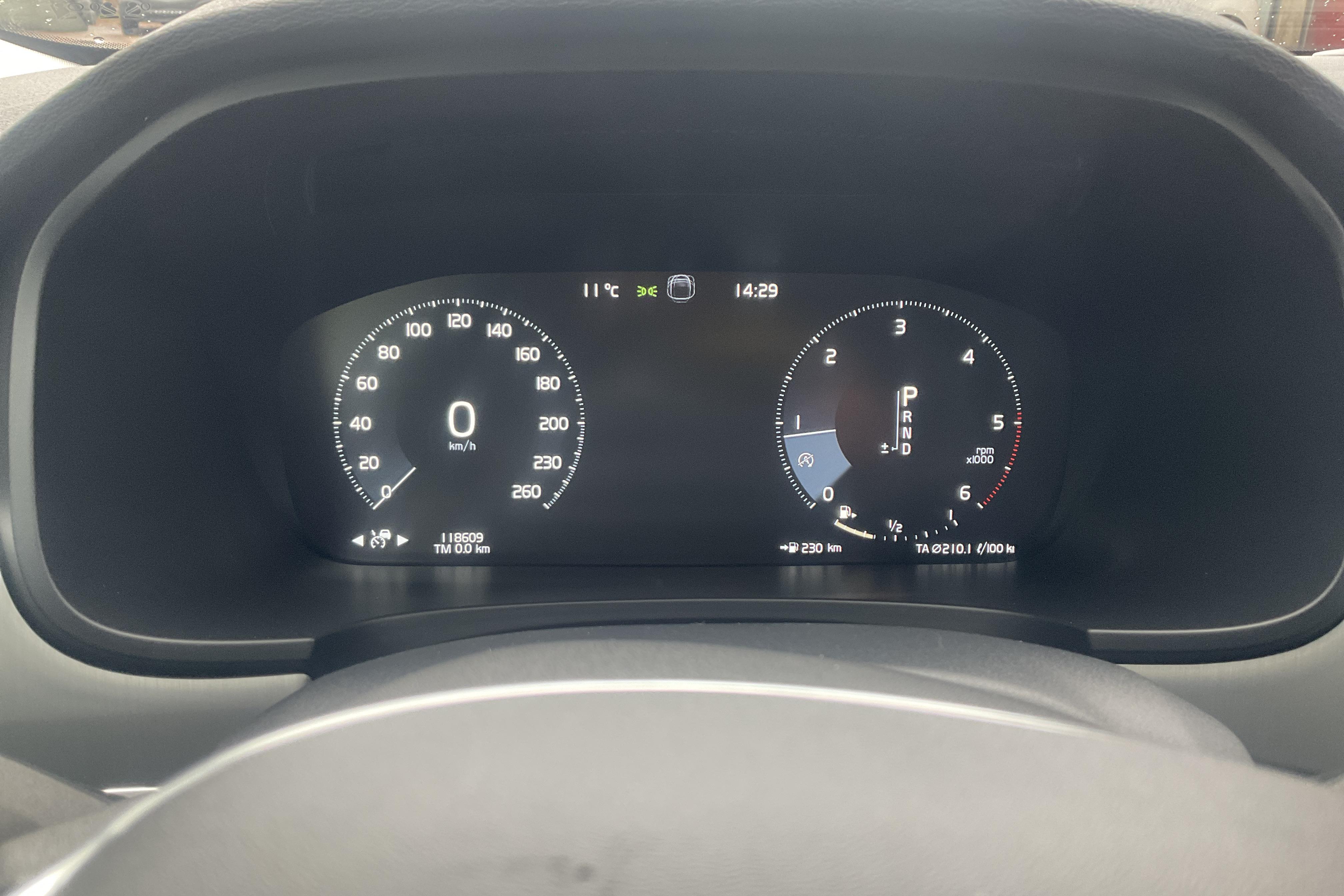 Volvo V90 D4 (190hk) - 118 610 km - Automaatne - valge - 2017