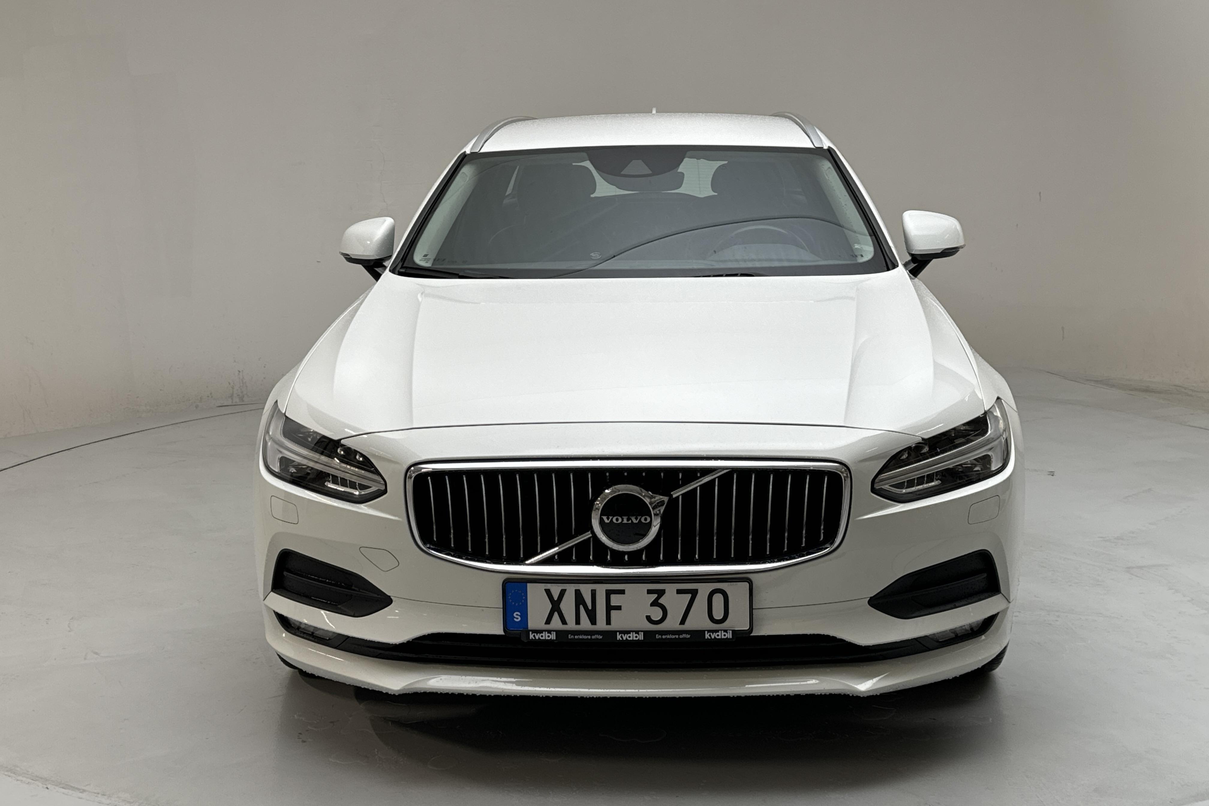 Volvo V90 D4 (190hk) - 118 610 km - Automatyczna - biały - 2017