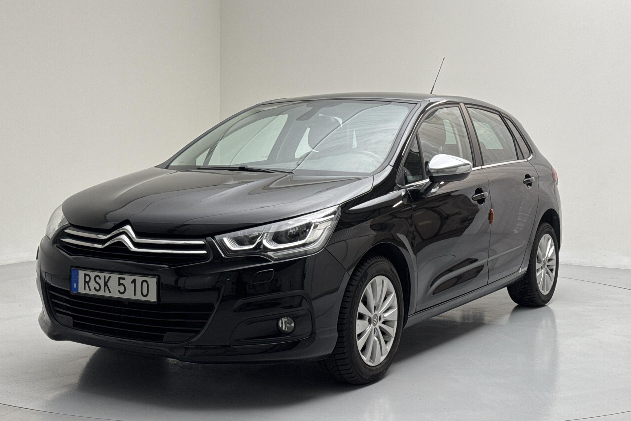 Citroen C4 BlueHDi (120hk) - 1 714 mil - Manuell - svart - 2017