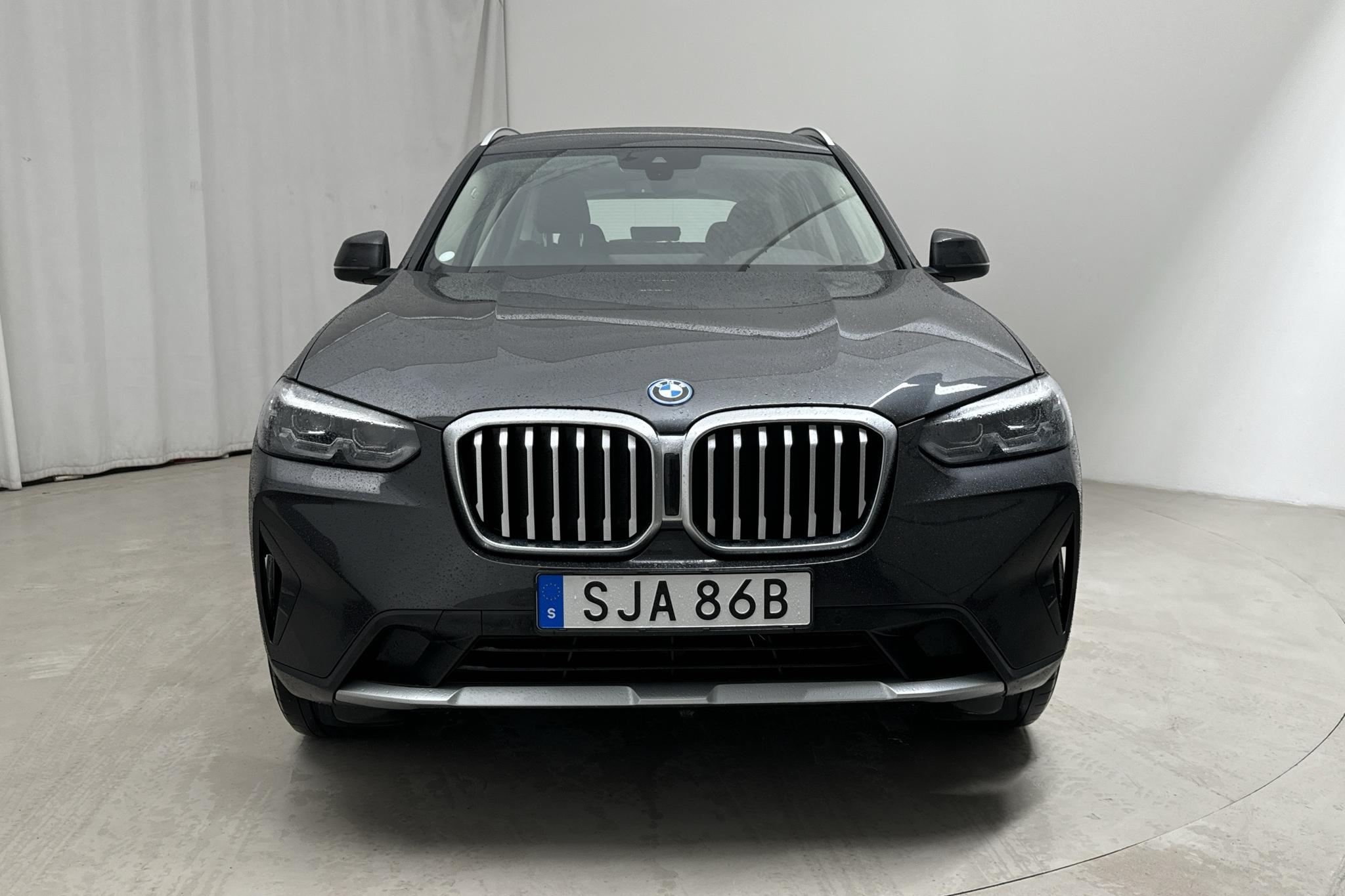 BMW X3 xDrive30e, G01 LCI (292hk) - 57 430 km - Automaatne - hall - 2022