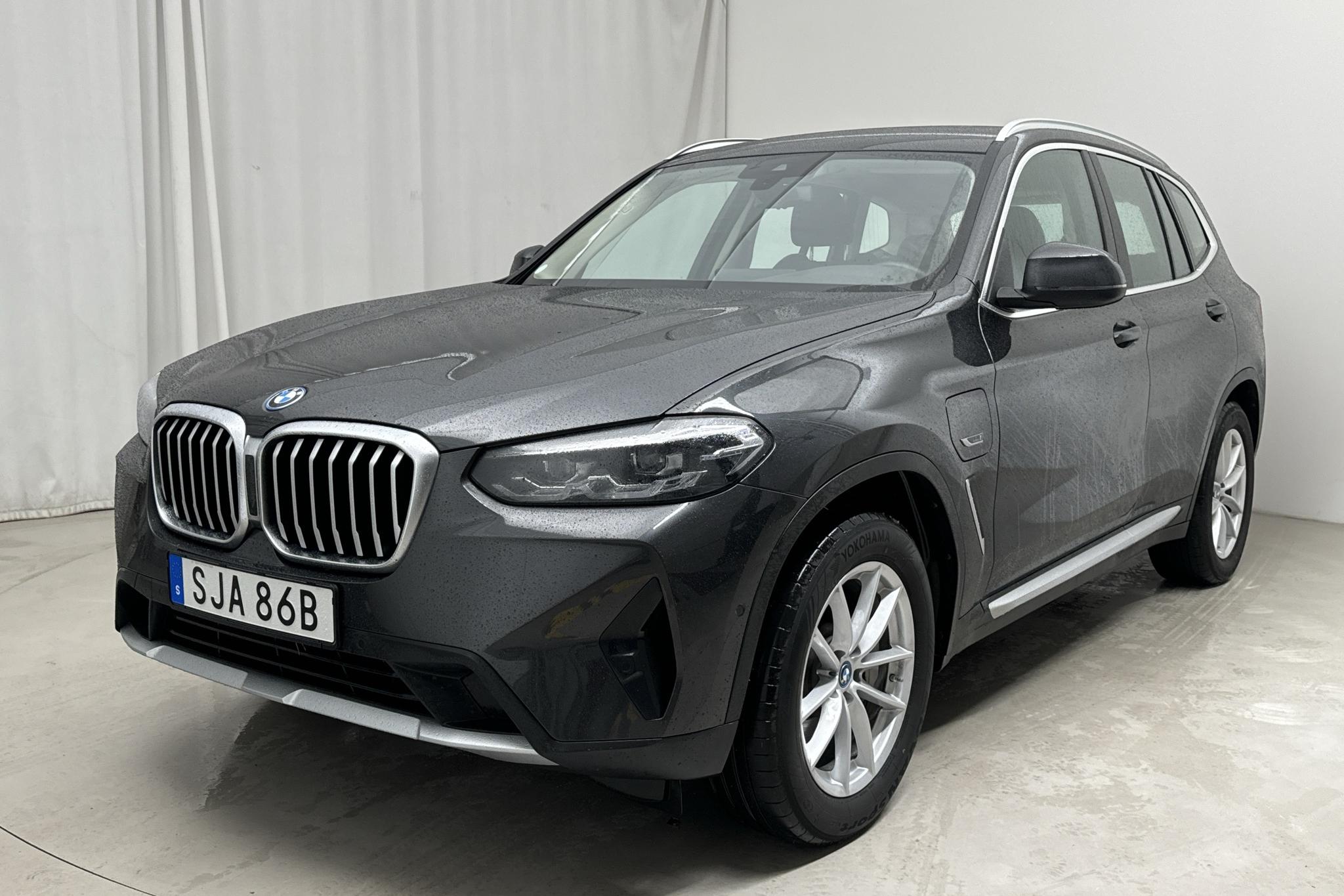 BMW X3 xDrive30e, G01 LCI (292hk) - 57 430 km - Automatyczna - szary - 2022