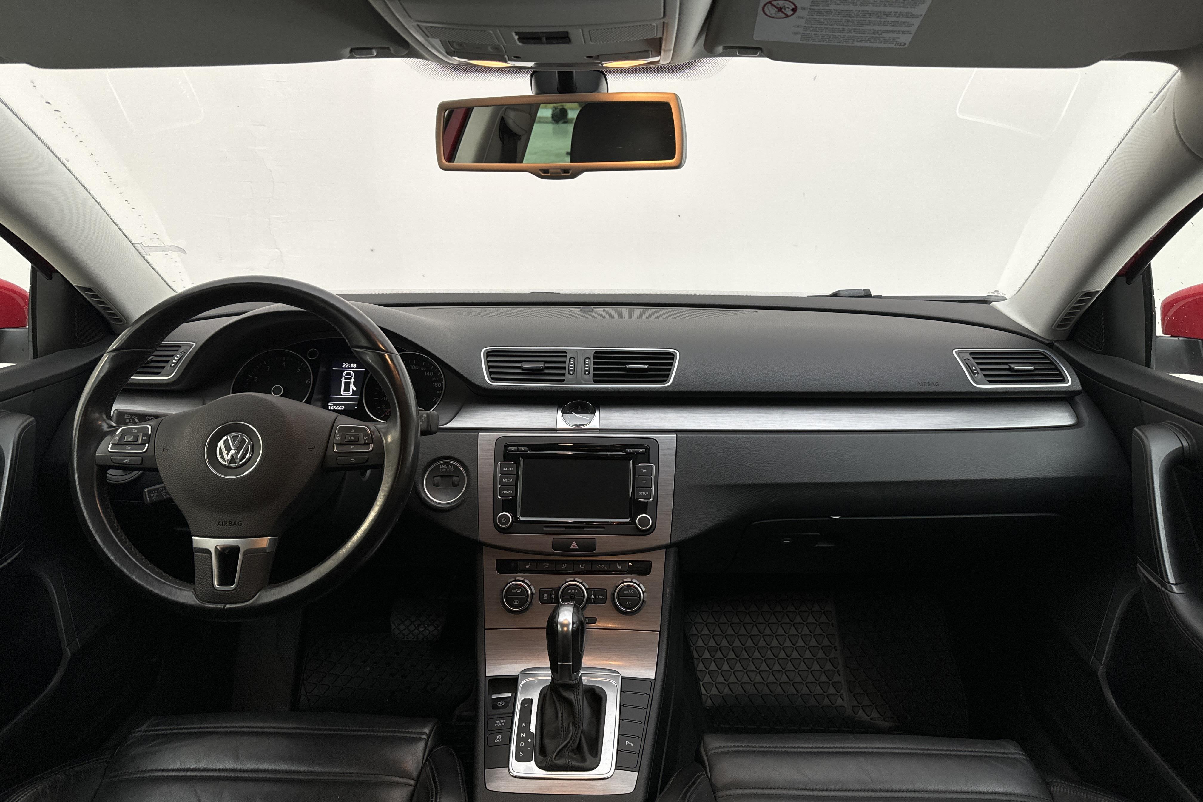 VW Passat 1.4 TSI EcoFuel Variant (150hk) - 165 660 km - Automatyczna - czerwony - 2013