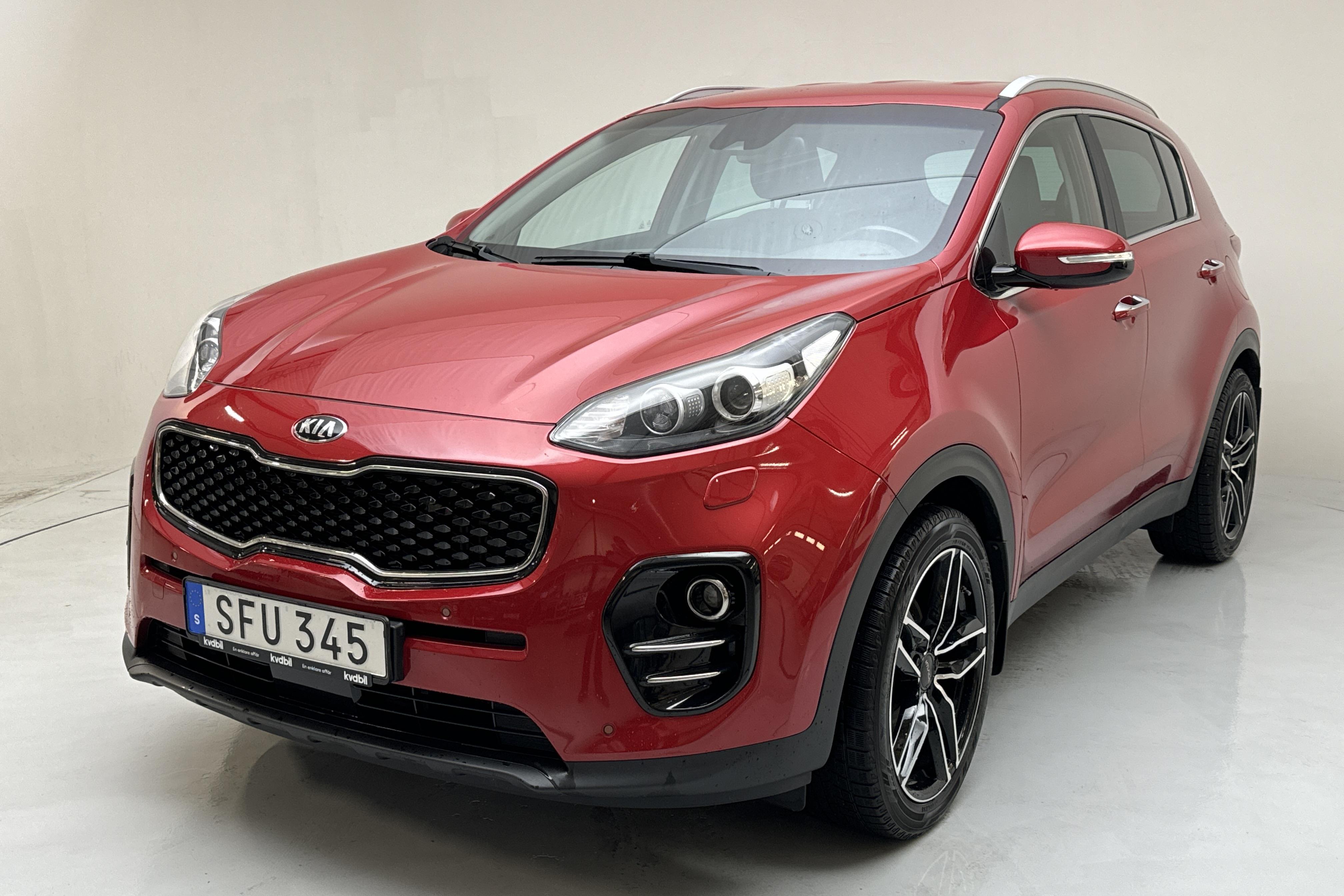 KIA Sportage 1.7 CRDi 2WD (141hk) - 102 320 km - Automatyczna - czerwony - 2017