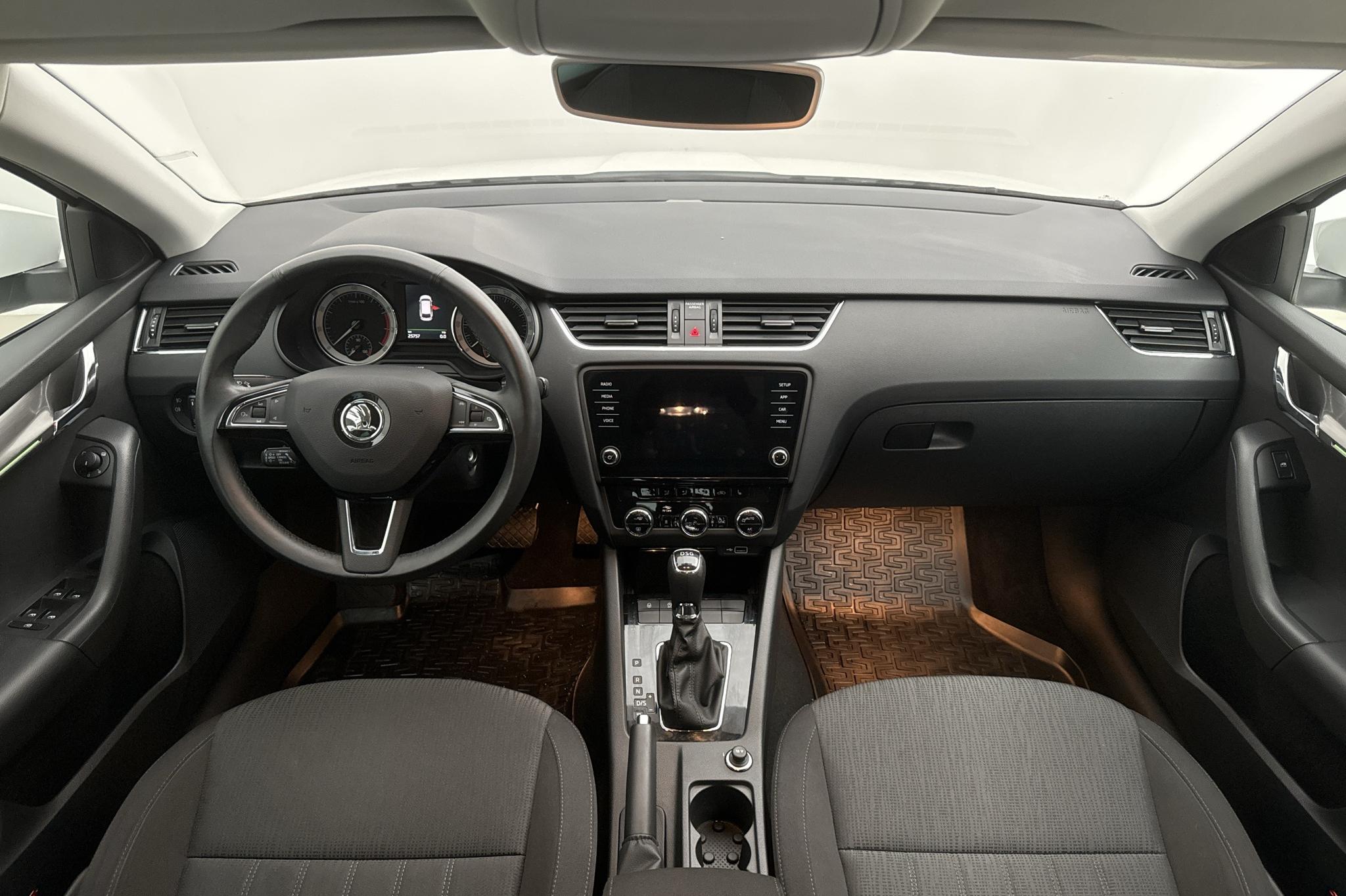 Skoda Octavia III 1.0 TSI Combi (115hk) - 25 750 km - Automaatne - valge - 2019