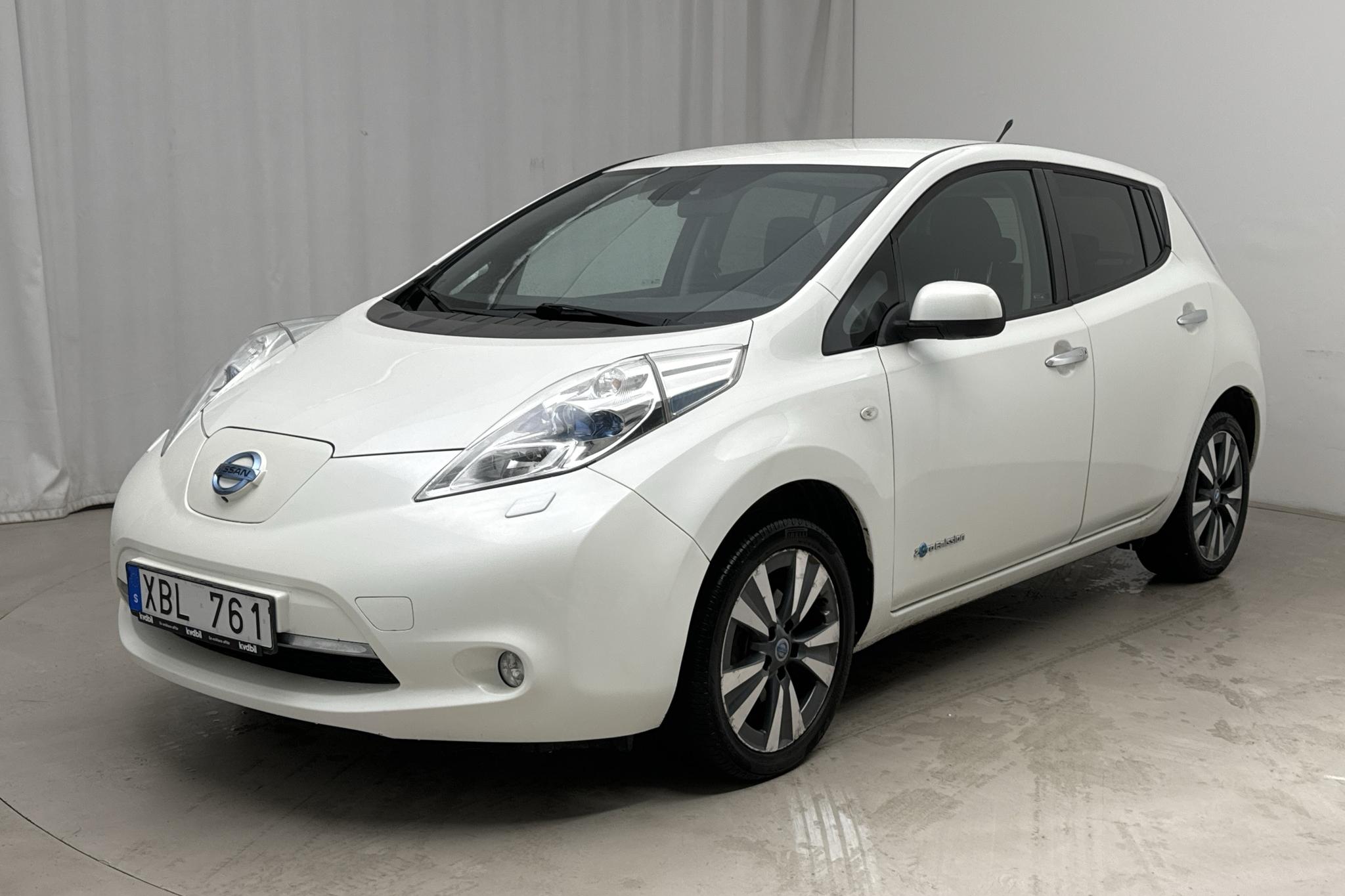 Nissan LEAF 5dr (109hk) - 104 100 km - Automaattinen - valkoinen - 2013