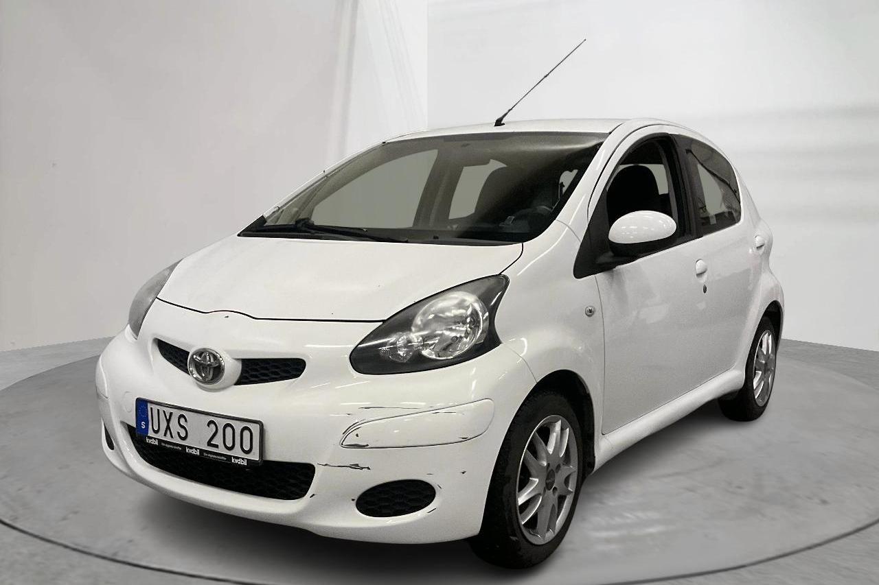 Toyota Aygo 1.0 VVT-i 5dr (68hk) - 9 751 mil - Manuell - vit - 2011