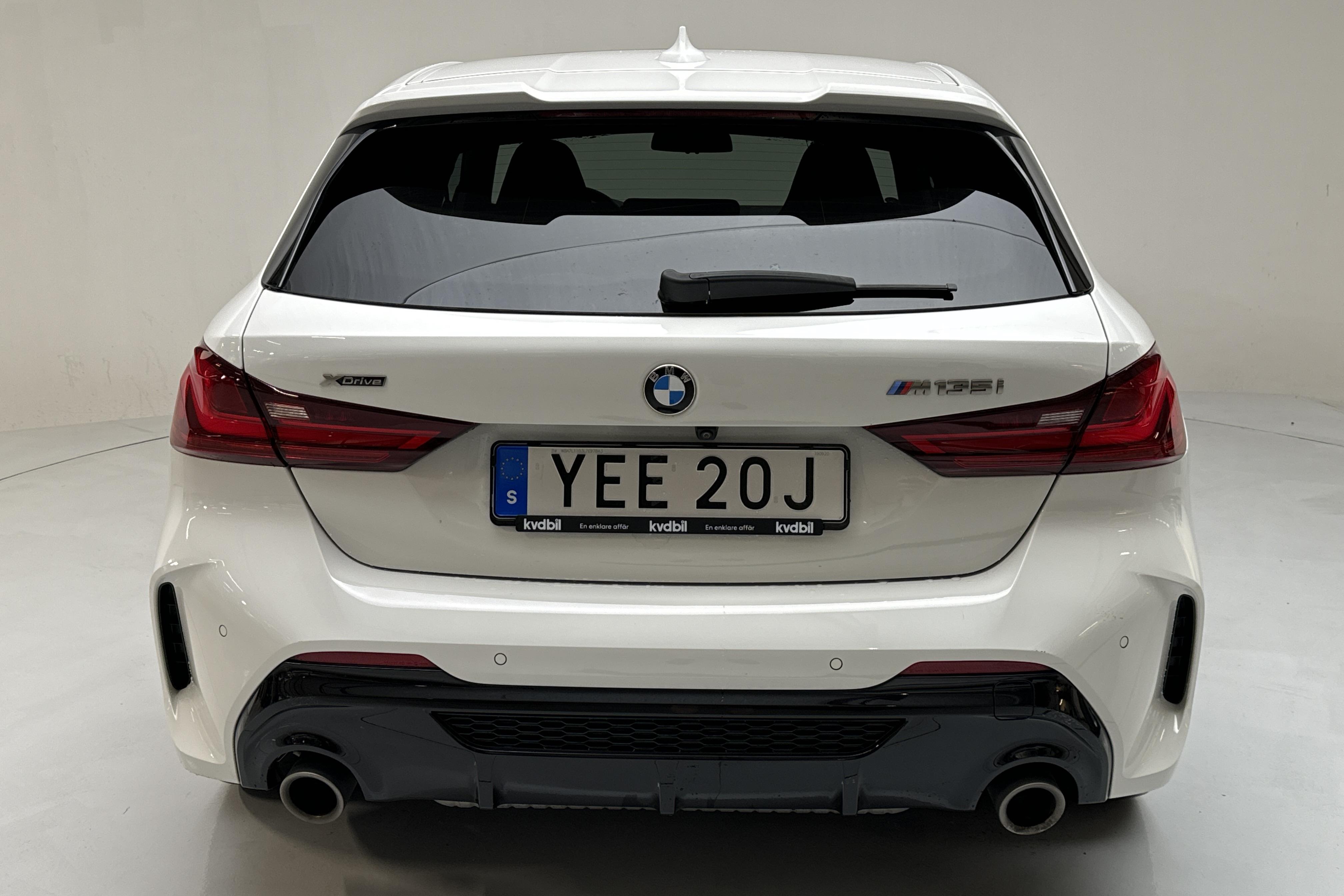 BMW M135i xDrive 5dr, F40 (306hk) - 4 030 mil - Automat - vit - 2020